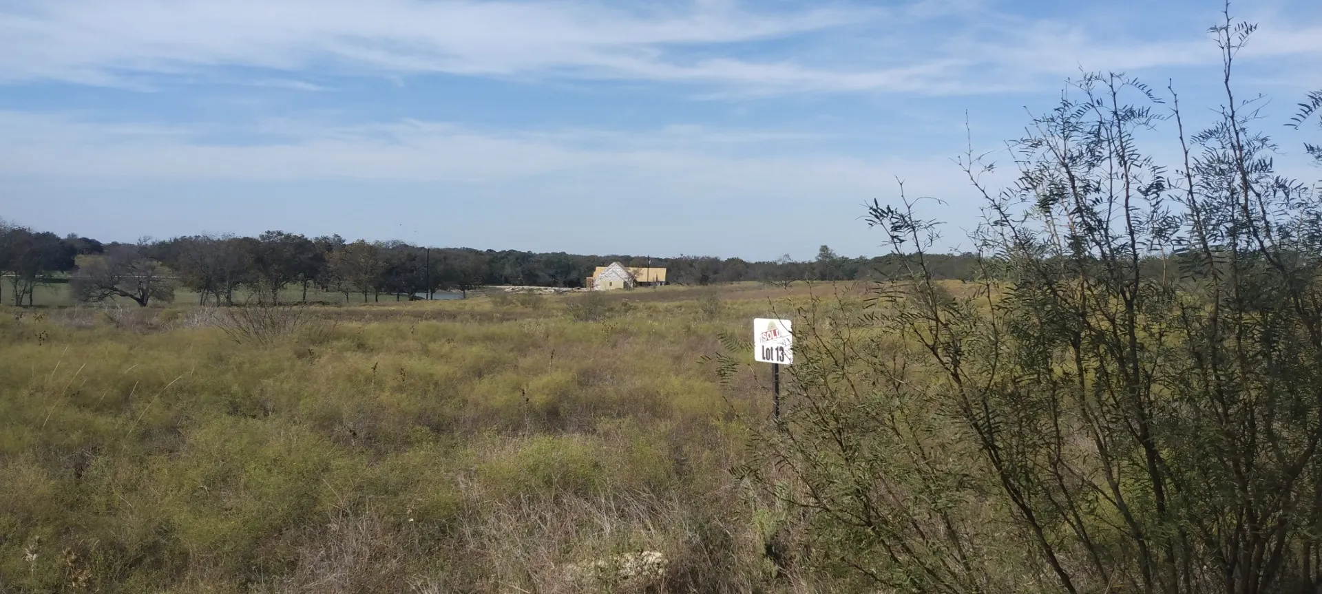 View of local wilderness with a rural view
