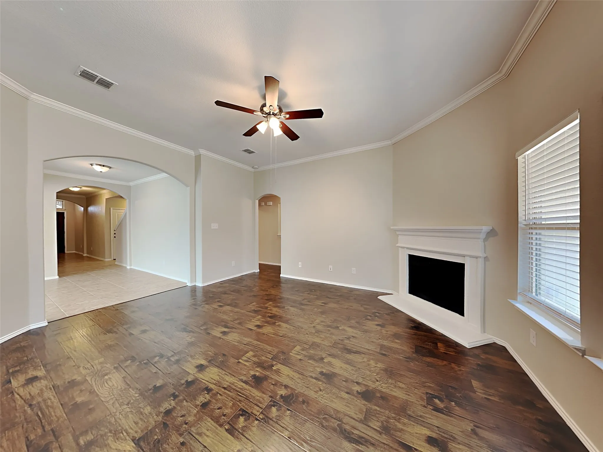 Single Family Residence For Sale in Collin County , 1201 Evers Drive, Mc Kinney, Texas 75071, 4 Bedroom, 3 Bathroom, 2 Garage spaces, 2,341 Sqft, built in 2014, mls#21167833, Real Estate Agent in Mc Kinney, Homes For Sale in Collin county, Homes For Sale in Mc Kinney, Realtor in Mc Kinney Texas, Real Estate Brokerage Independent Realty Texas, Luminita Cordes Realtor