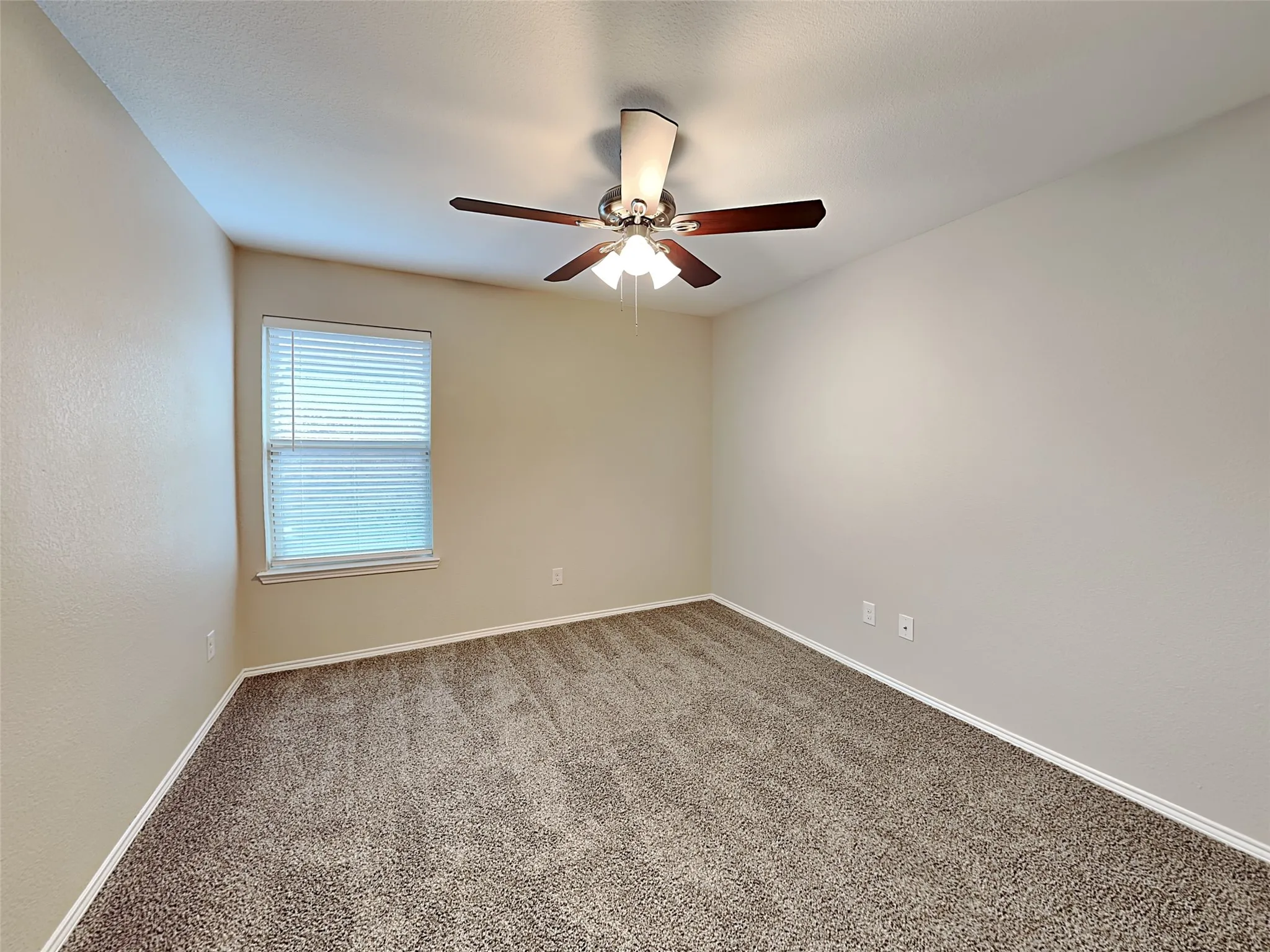 Single Family Residence For Sale in Collin County , 1201 Evers Drive, Mc Kinney, Texas 75071, 4 Bedroom, 3 Bathroom, 2 Garage spaces, 2,341 Sqft, built in 2014, mls#21167833, Real Estate Agent in Mc Kinney, Homes For Sale in Collin county, Homes For Sale in Mc Kinney, Realtor in Mc Kinney Texas, Real Estate Brokerage Independent Realty Texas, Luminita Cordes Realtor