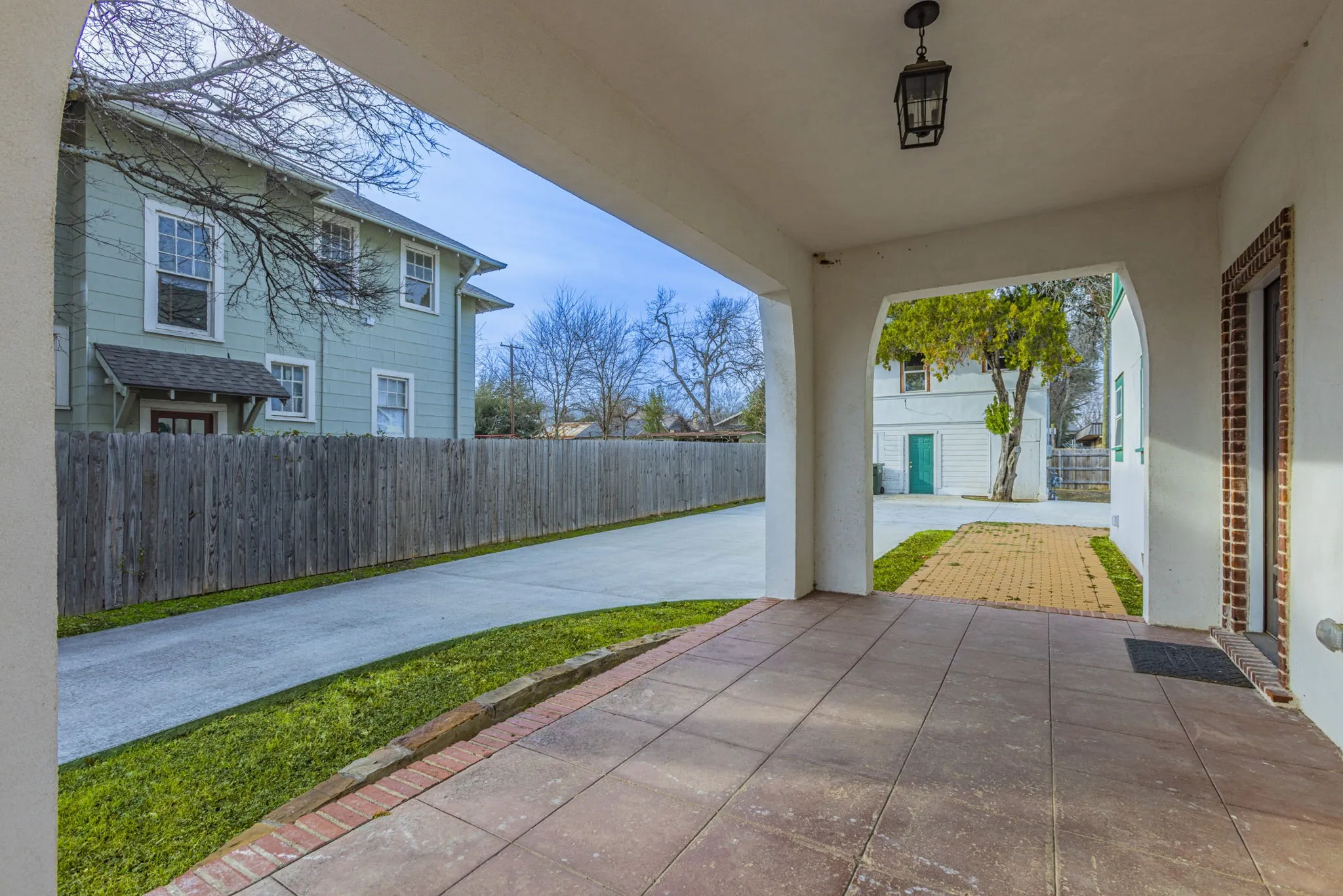 Single Family Residence For Sale in Mc Lennan County , 1314 N 15th Street, Waco, Texas 76707, 4 Bedroom, 2 Bathroom, Garage spaces, 2,122 Sqft, built in 1912, Preowned, mls#21160436, Real Estate Agent in Waco, Homes For Sale in Mc Lennan county, Homes For Sale in Waco, Realtor in Waco Texas, Real Estate Brokerage Independent Realty Texas, Luminita Cordes Realtor