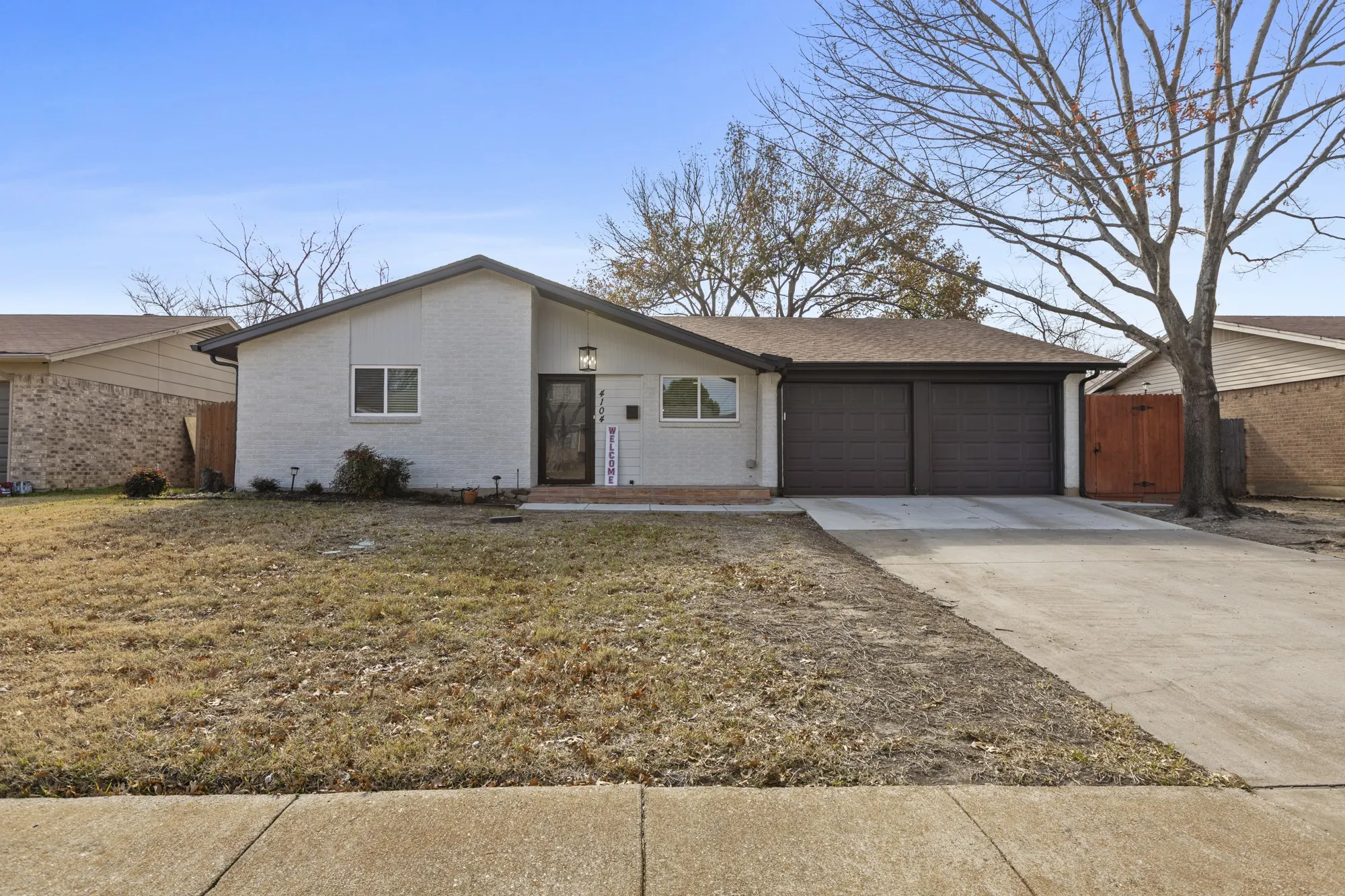 Single Family Residence For Sale in Dallas County , 4104 Tacoma Street, Irving, Texas 75062, 3 Bedroom, 2 Bathroom, 2 Garage spaces, 1,354 Sqft, built in 1966, Preowned, mls#21151526, Real Estate Agent in Irving, Homes For Sale in Dallas county, Homes For Sale in Irving, Realtor in Irving Texas, Real Estate Brokerage Independent Realty Texas, Luminita Cordes Realtor