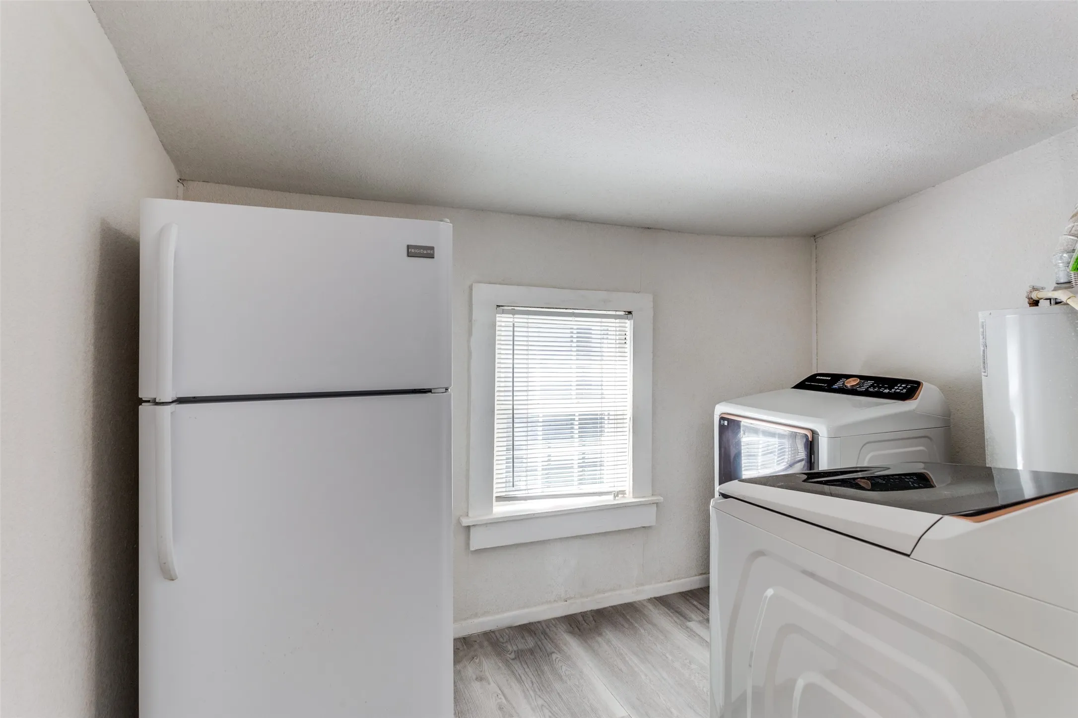 Improved Land For Sale in Tarrant County , 4812 Calmont Avenue, Fort Worth, Texas 76107, 0, 0, Garage spaces, 0 Sqft, built in 1932, Price $235,000, mls#21167933, Real Estate Agent in Fort Worth, Homes For Sale in Tarrant county, Homes For Sale in Fort Worth, Realtor in Fort Worth Texas, Real Estate Brokerage Independent Realty Texas, Luminita Cordes Realtor