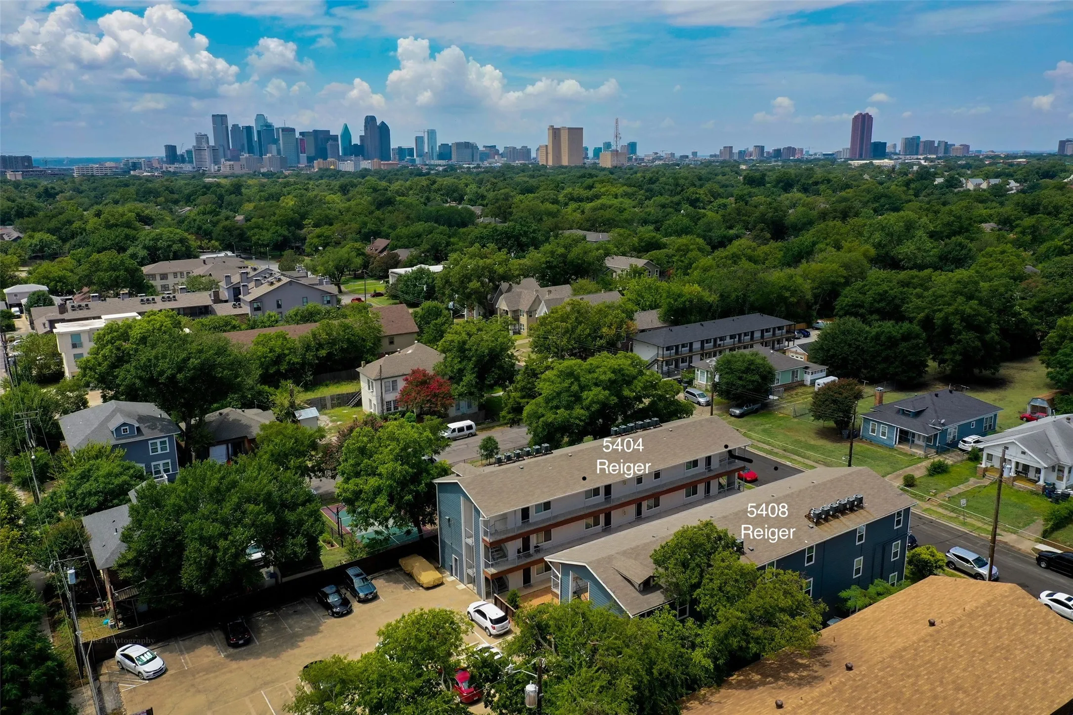 Apartment For Rent in Dallas County , 5408 Reiger Avenue 303, Dallas, Texas 75214, 2 Bedroom, 1 Bathroom, Garage spaces, 667 Sqft, built in 1986, Preowned, mls#21167975, Real Estate Agent in Dallas, Homes For Rent in Dallas county, Homes For Rent in Dallas, Realtor in Dallas Texas, Real Estate Brokerage Independent Realty Texas, Luminita Cordes Realtor