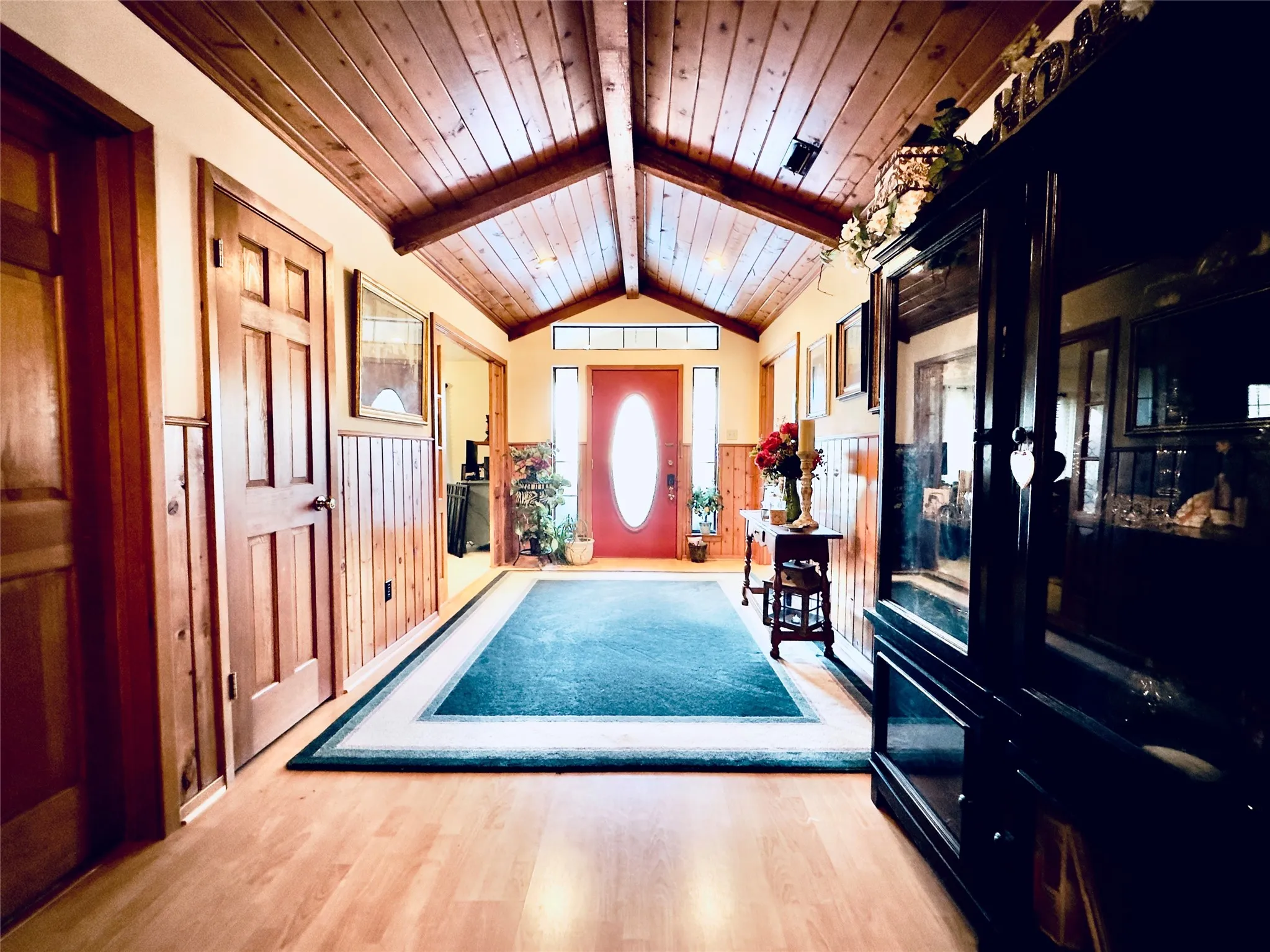 Single Family Residence For Sale in Hopkins County , 1413 Hickorywood Street, Sulphur Springs, Texas 75482, 2 Bedroom, 2 Bathroom, 3 Garage spaces, 1,654 Sqft, built in 1986, mls#21168040, Real Estate Agent in Sulphur Springs, Homes For Sale in Hopkins county, Homes For Sale in Sulphur Springs, Realtor in Sulphur Springs Texas, Real Estate Brokerage Independent Realty Texas, Luminita Cordes Realtor