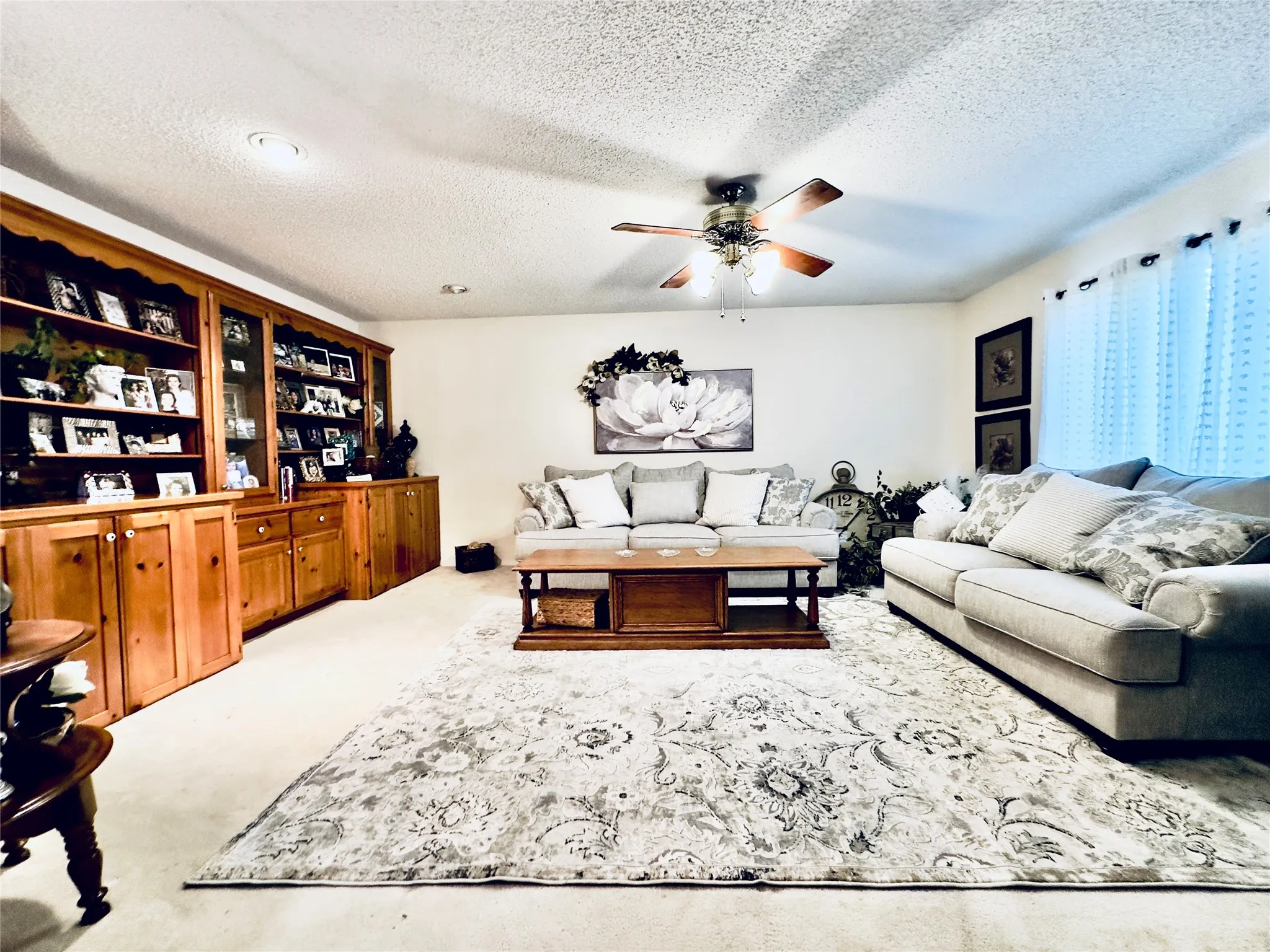 Single Family Residence For Sale in Hopkins County , 1413 Hickorywood Street, Sulphur Springs, Texas 75482, 2 Bedroom, 2 Bathroom, 3 Garage spaces, 1,654 Sqft, built in 1986, mls#21168040, Real Estate Agent in Sulphur Springs, Homes For Sale in Hopkins county, Homes For Sale in Sulphur Springs, Realtor in Sulphur Springs Texas, Real Estate Brokerage Independent Realty Texas, Luminita Cordes Realtor