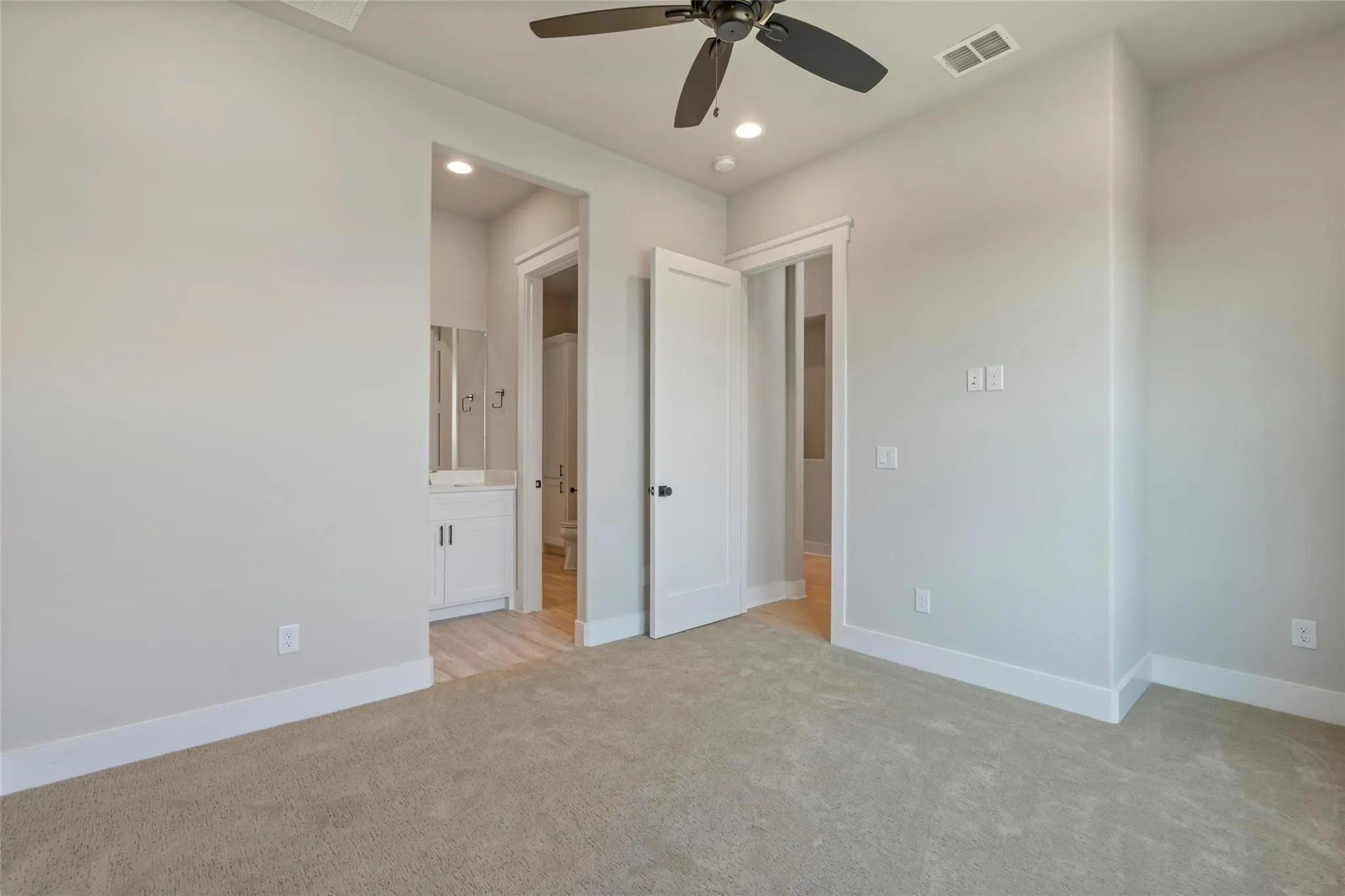 Single Family Residence For Sale in Hunt County , 4683 Christie Avenue, Caddo Mills, Texas 75135, 4 Bedrooms, 3 Bathrooms, 2 Garage spaces, 2,636 Sqft, built in 2023, Price $599,000, mls#21164587, Real Estate Agent in Caddo Mills, Homes For Sale in Hunt county, Homes For Sale in Caddo Mills, Realtor in Caddo Mills Texas, Real Estate Brokerage Independent Realty Texas, Luminita Cordes Realtor
