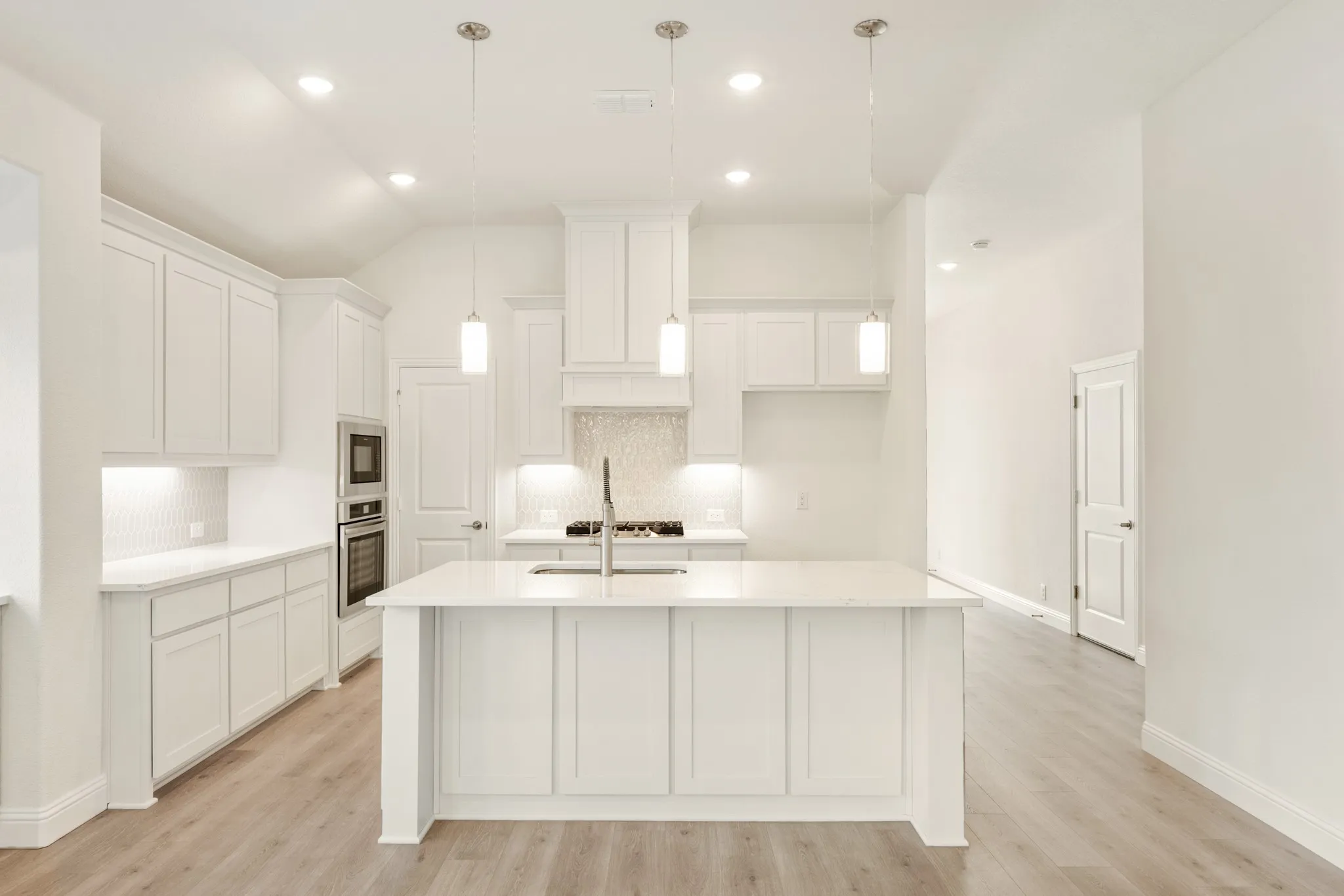 Single Family Residence For Sale in Denton County , 9020 New Ballinger Drive, Denton, Texas 76226, 4 Bedroom, 3 Bathroom, 2 Garage spaces, 2,450 Sqft, built in 2026, New Construction - Complete, mls#21166581, Real Estate Agent in Denton, Homes For Sale in Denton county, Homes For Sale in Denton, Realtor in Denton Texas, Real Estate Brokerage Independent Realty Texas, Luminita Cordes Realtor