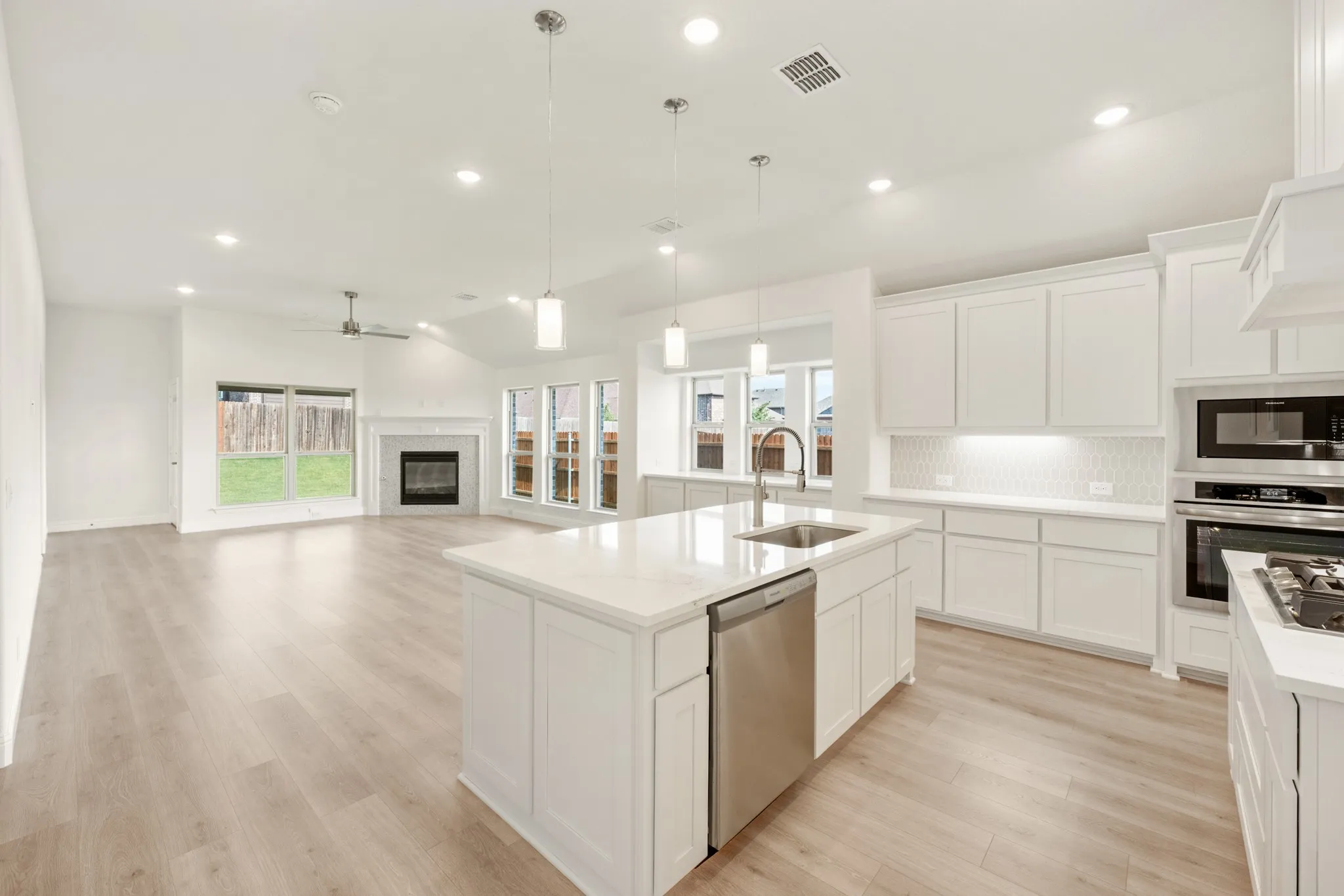 Single Family Residence For Sale in Denton County , 9020 New Ballinger Drive, Denton, Texas 76226, 4 Bedroom, 3 Bathroom, 2 Garage spaces, 2,450 Sqft, built in 2026, New Construction - Complete, mls#21166581, Real Estate Agent in Denton, Homes For Sale in Denton county, Homes For Sale in Denton, Realtor in Denton Texas, Real Estate Brokerage Independent Realty Texas, Luminita Cordes Realtor