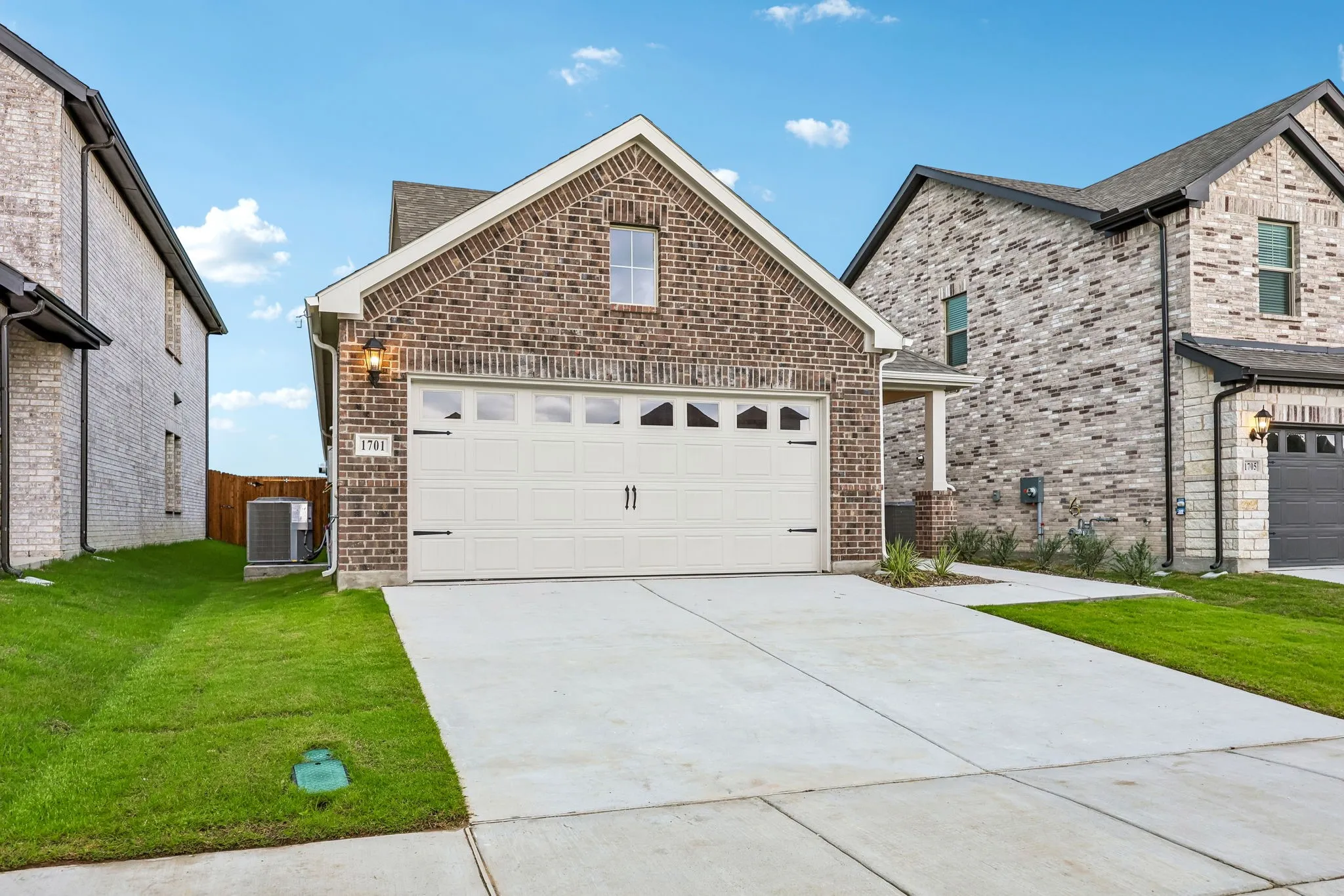 Single Family Residence For Sale in Collin County , 1701 Arches Road, Anna, Texas 75409, 4 Bedroom, 2 Bathroom, 2 Garage spaces, 1,550 Sqft, built in 2026, New Construction - Incomplete, mls#21166242, Real Estate Agent in Anna, Homes For Sale in Collin county, Homes For Sale in Anna, Realtor in Anna Texas, Real Estate Brokerage Independent Realty Texas, Luminita Cordes Realtor