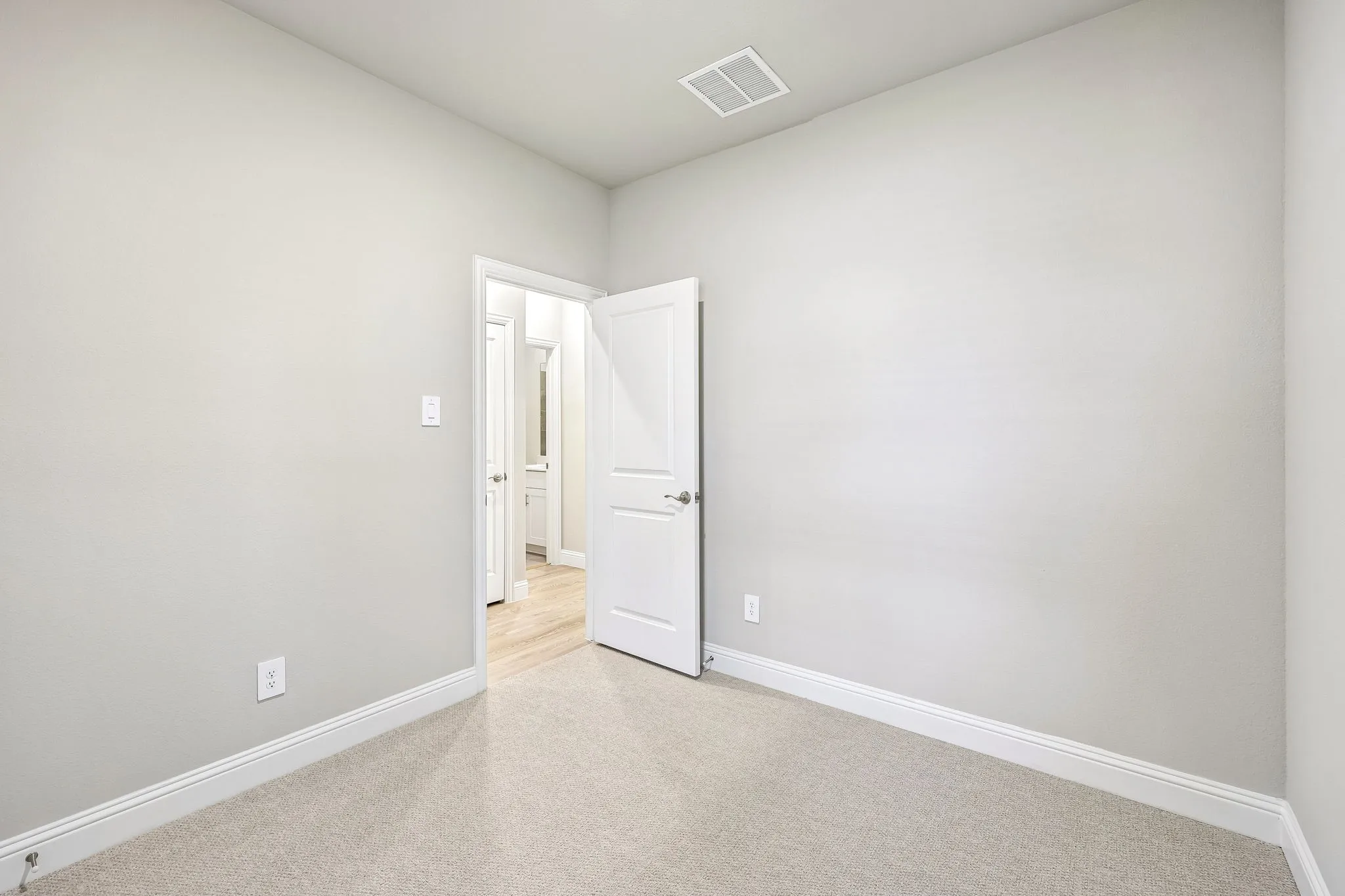 Single Family Residence For Sale in Collin County , 1701 Arches Road, Anna, Texas 75409, 4 Bedroom, 2 Bathroom, 2 Garage spaces, 1,550 Sqft, built in 2026, New Construction - Incomplete, mls#21166242, Real Estate Agent in Anna, Homes For Sale in Collin county, Homes For Sale in Anna, Realtor in Anna Texas, Real Estate Brokerage Independent Realty Texas, Luminita Cordes Realtor