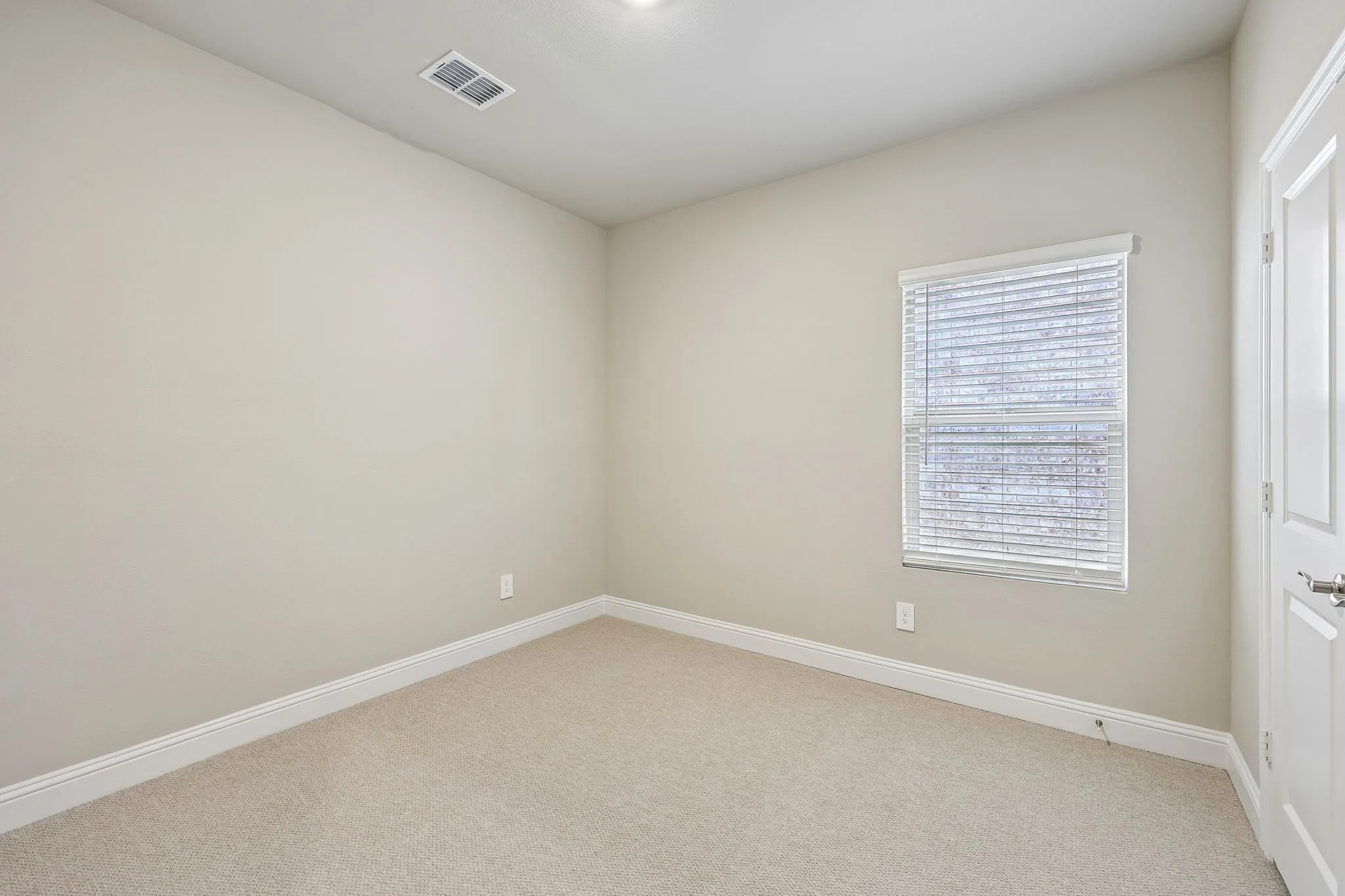 Single Family Residence For Sale in Collin County , 1701 Arches Road, Anna, Texas 75409, 4 Bedroom, 2 Bathroom, 2 Garage spaces, 1,550 Sqft, built in 2026, New Construction - Incomplete, mls#21166242, Real Estate Agent in Anna, Homes For Sale in Collin county, Homes For Sale in Anna, Realtor in Anna Texas, Real Estate Brokerage Independent Realty Texas, Luminita Cordes Realtor