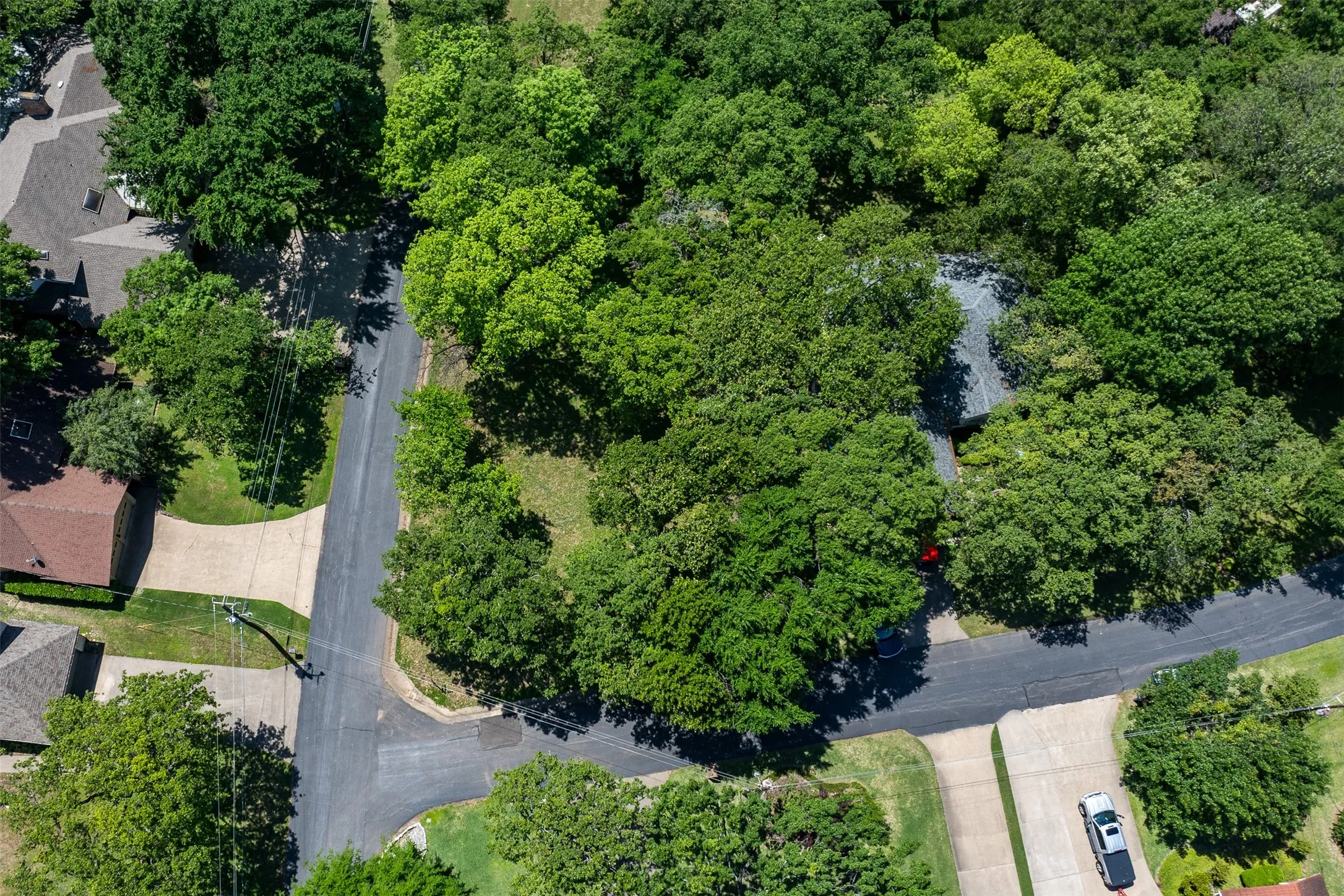 Unimproved Land For Sale in Henderson County , 697 Enchanted Isles Drive, Mabank, Texas 75156, 0, 0, Garage spaces, 0 Sqft, built in 0, mls#21164425, Real Estate Agent in Mabank, Homes For Sale in Henderson county, Homes For Sale in Mabank, Realtor in Mabank Texas, Real Estate Brokerage Independent Realty Texas, Luminita Cordes Realtor