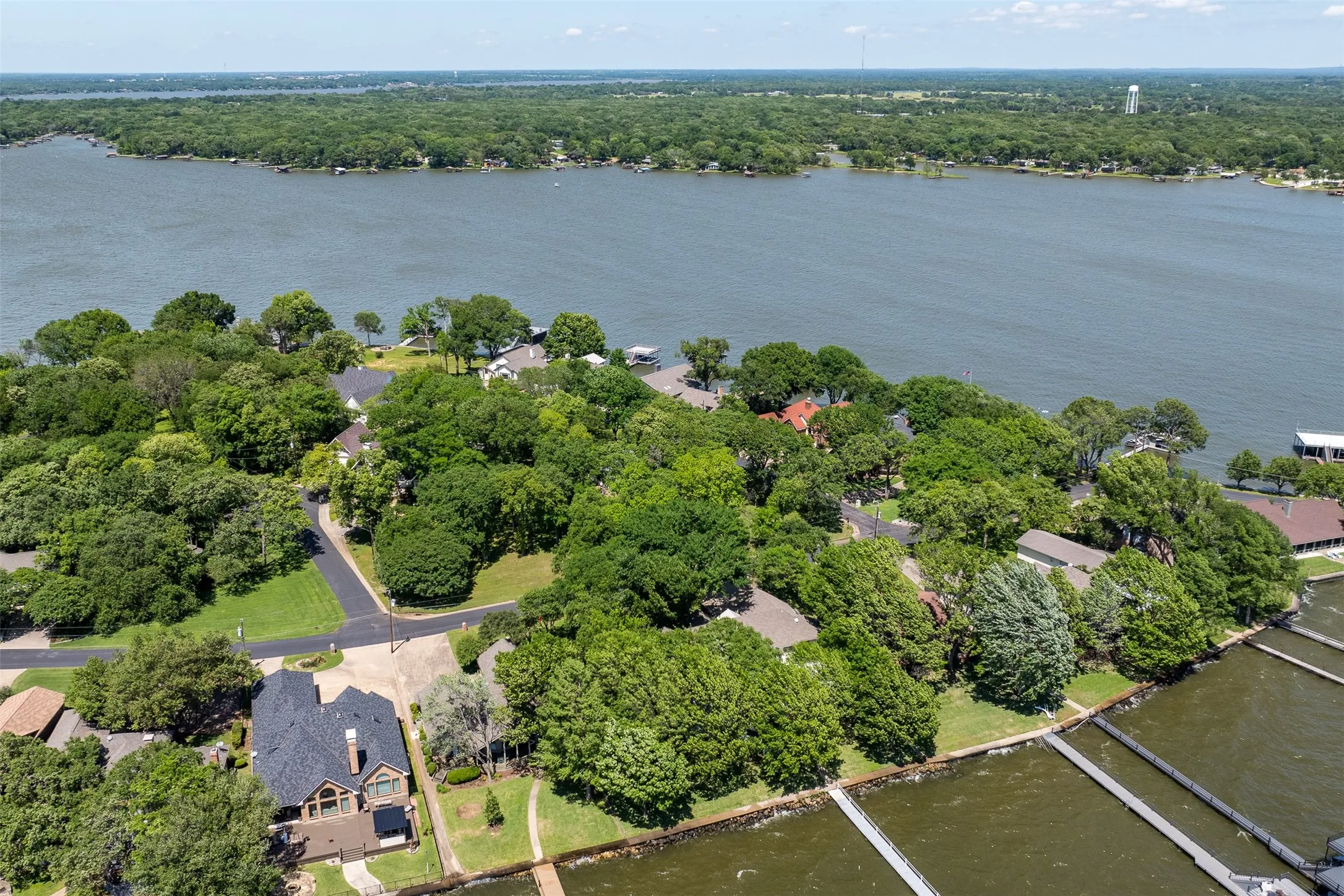 Unimproved Land For Sale in Henderson County , 697 Enchanted Isles Drive, Mabank, Texas 75156, 0, 0, Garage spaces, 0 Sqft, built in 0, mls#21164425, Real Estate Agent in Mabank, Homes For Sale in Henderson county, Homes For Sale in Mabank, Realtor in Mabank Texas, Real Estate Brokerage Independent Realty Texas, Luminita Cordes Realtor