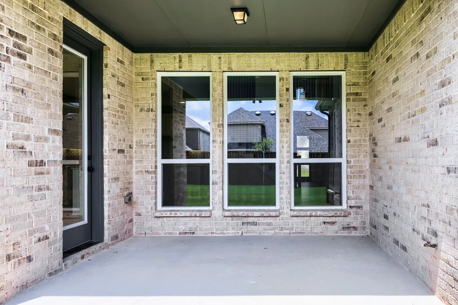 Single Family Residence For Sale in Denton County , 4414 Windy Point Road, Oak Point, Texas 75068, 4 Bedroom, 4 Bathroom, 2 Garage spaces, 3,022 Sqft, built in 2026, New Construction - Incomplete, mls#21168189, Real Estate Agent in Oak Point, Homes For Sale in Denton county, Homes For Sale in Oak Point, Realtor in Oak Point Texas, Real Estate Brokerage Independent Realty Texas, Luminita Cordes Realtor