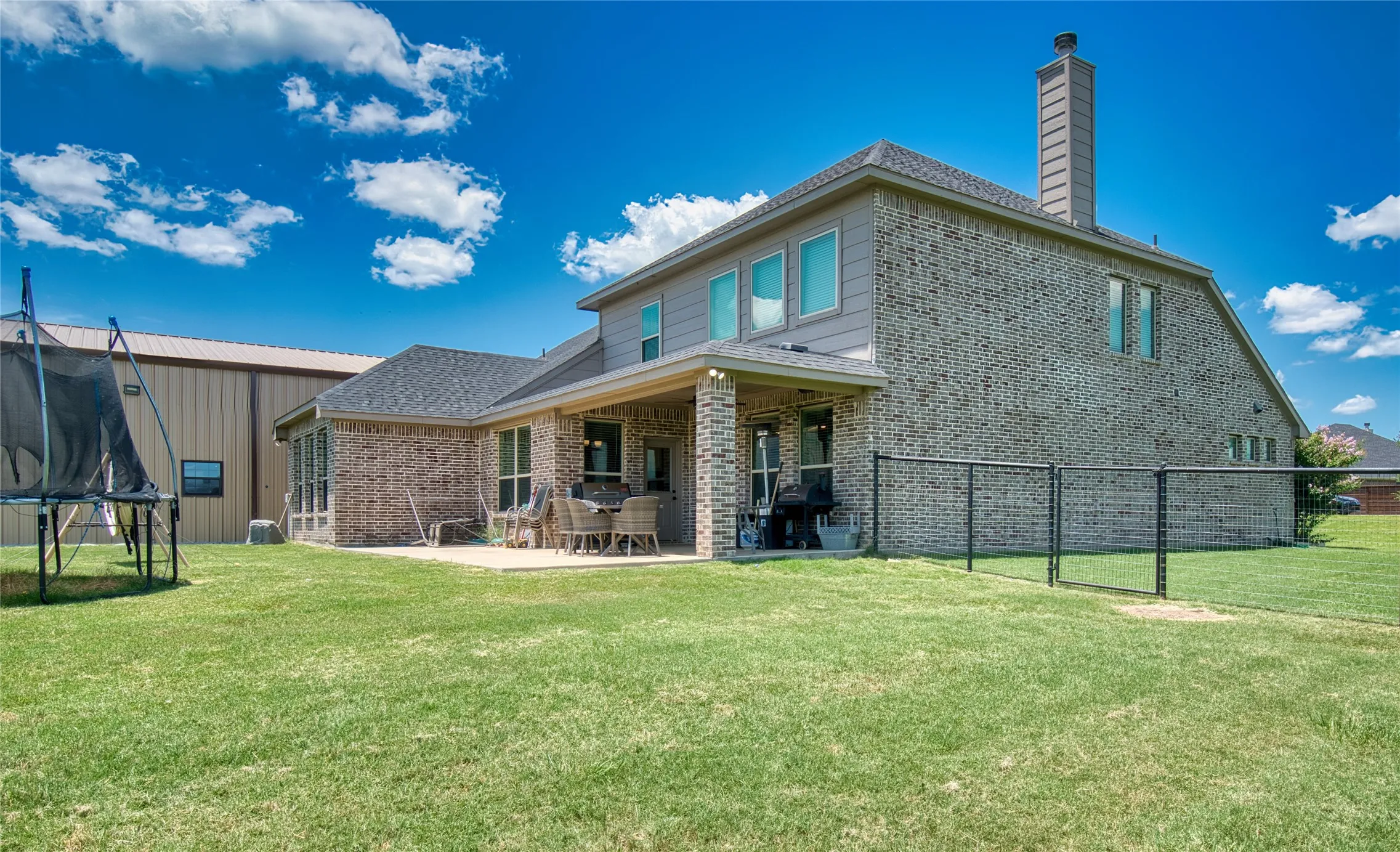 Single Family Residence For Sale in Denton County , 13508 Summer Moon Trail, Ponder, Texas 76259, 4 Bedrooms, 4 Bathrooms, 8 Garage spaces, 3,321 Sqft, built in 2020, Preowned, Price $850,000, mls#21167332, Real Estate Agent in Ponder, Homes For Sale in Denton county, Homes For Sale in Ponder, Realtor in Ponder Texas, Real Estate Brokerage Independent Realty Texas, Luminita Cordes Realtor
