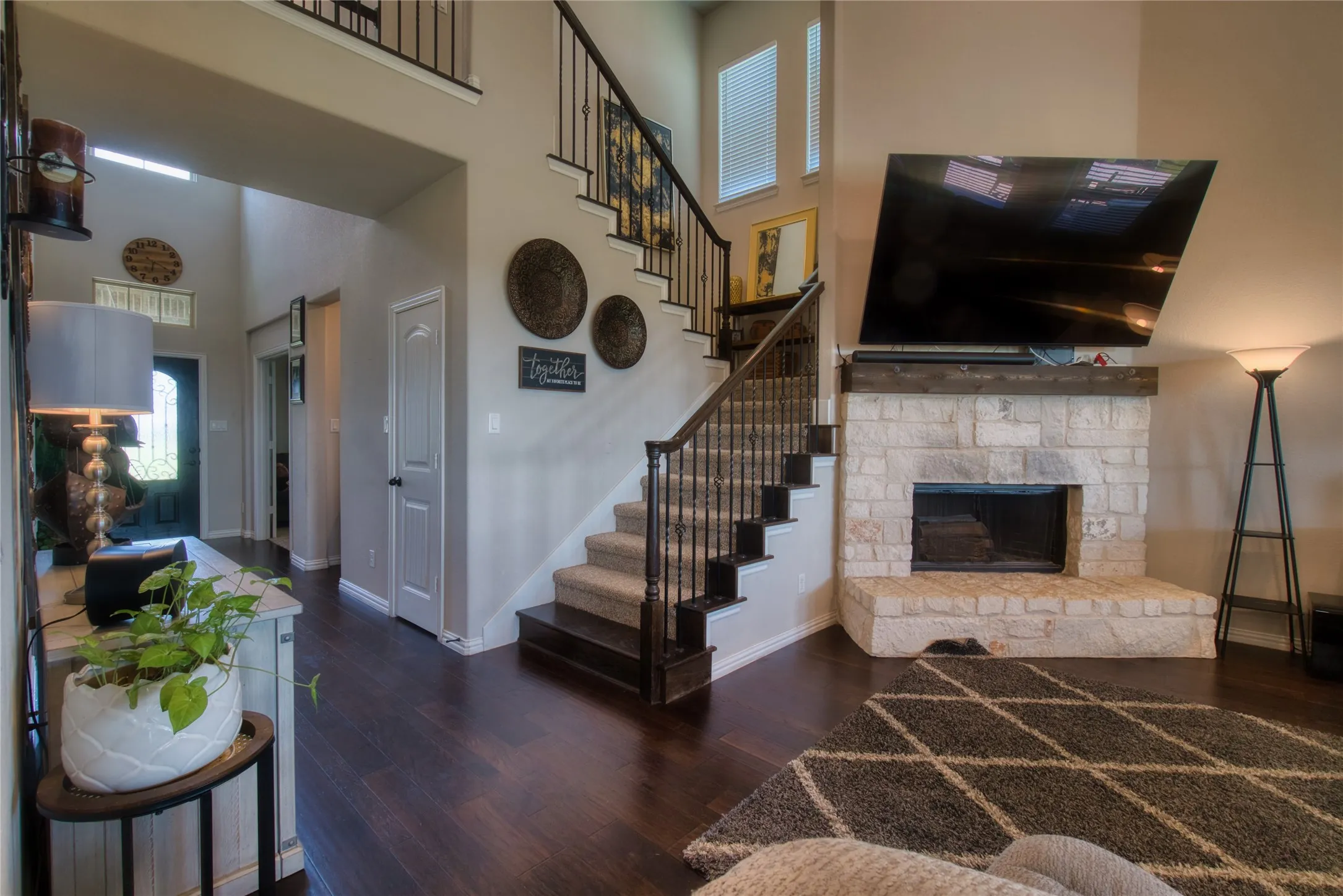 Single Family Residence For Sale in Denton County , 13508 Summer Moon Trail, Ponder, Texas 76259, 4 Bedrooms, 4 Bathrooms, 8 Garage spaces, 3,321 Sqft, built in 2020, Preowned, Price $850,000, mls#21167332, Real Estate Agent in Ponder, Homes For Sale in Denton county, Homes For Sale in Ponder, Realtor in Ponder Texas, Real Estate Brokerage Independent Realty Texas, Luminita Cordes Realtor