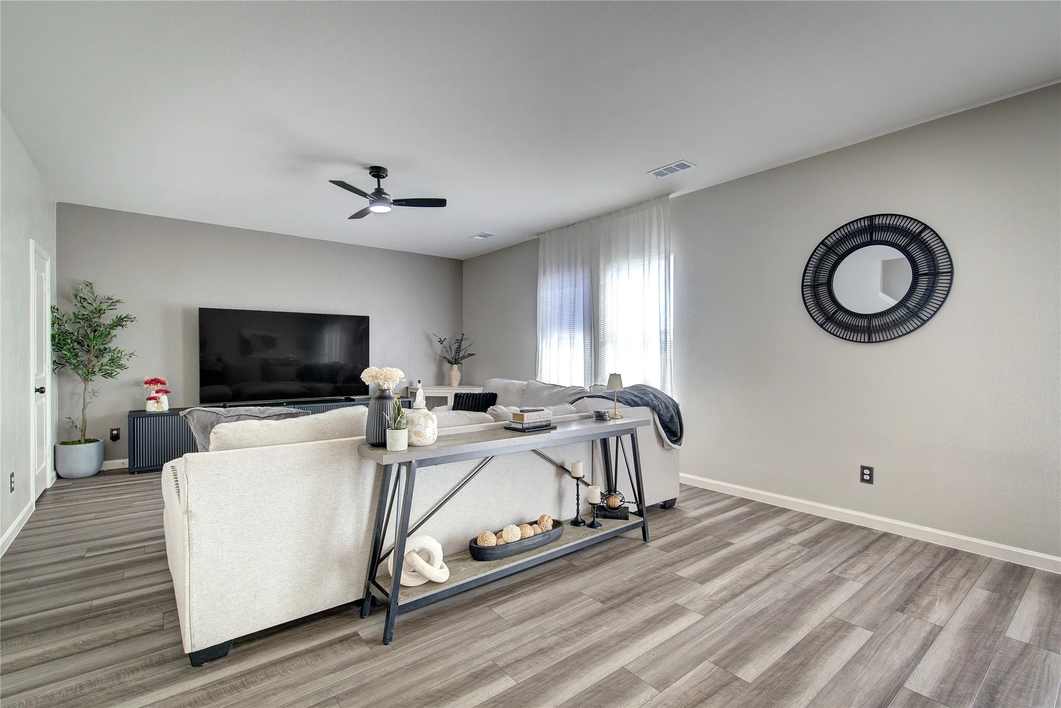 Single Family Residence For Sale in Kaufman County , 1804 Mccree Street, Forney, Texas 75126, 4 Bedrooms, 3 Bathrooms, 2 Garage spaces, 2,346 Sqft, built in 2024, Price $359,000, mls#21168219, Real Estate Agent in Forney, Homes For Sale in Kaufman county, Homes For Sale in Forney, Realtor in Forney Texas, Real Estate Brokerage Independent Realty Texas, Luminita Cordes Realtor