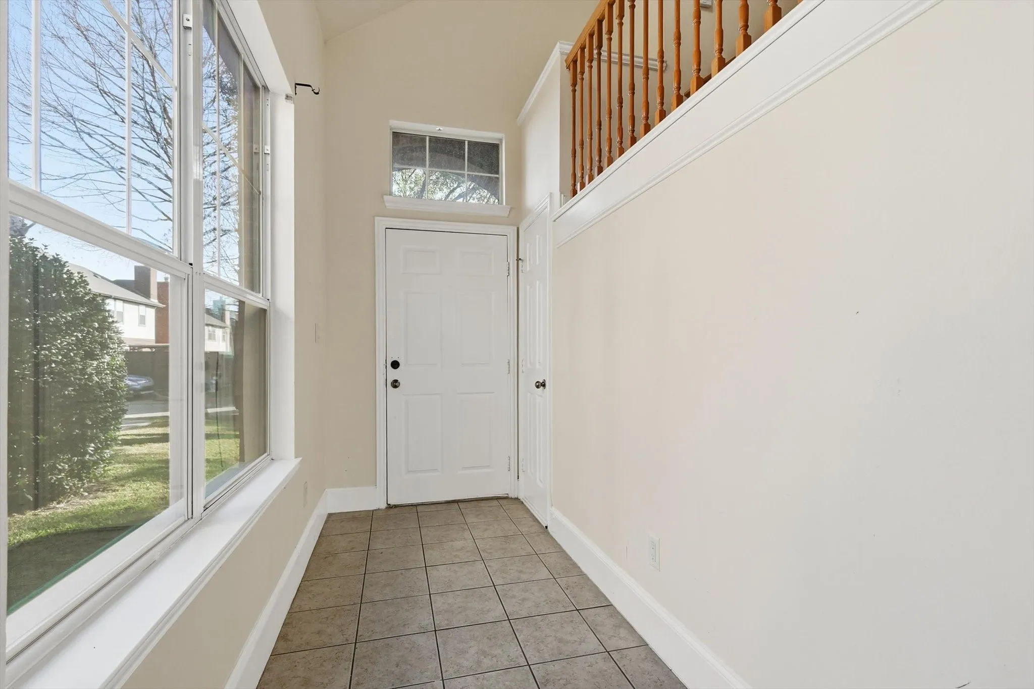 Townhouse For Sale in Dallas County , 908 Plaza Lane, Richardson, Texas 75080, 3 Bedrooms, 3 Bathrooms, 2 Garage spaces, 1,618 Sqft, built in 2004, Preowned, Price $299,900, mls#21159283, Real Estate Agent in Richardson, Homes For Sale in Dallas county, Homes For Sale in Richardson, Realtor in Richardson Texas, Real Estate Brokerage Independent Realty Texas, Luminita Cordes Realtor