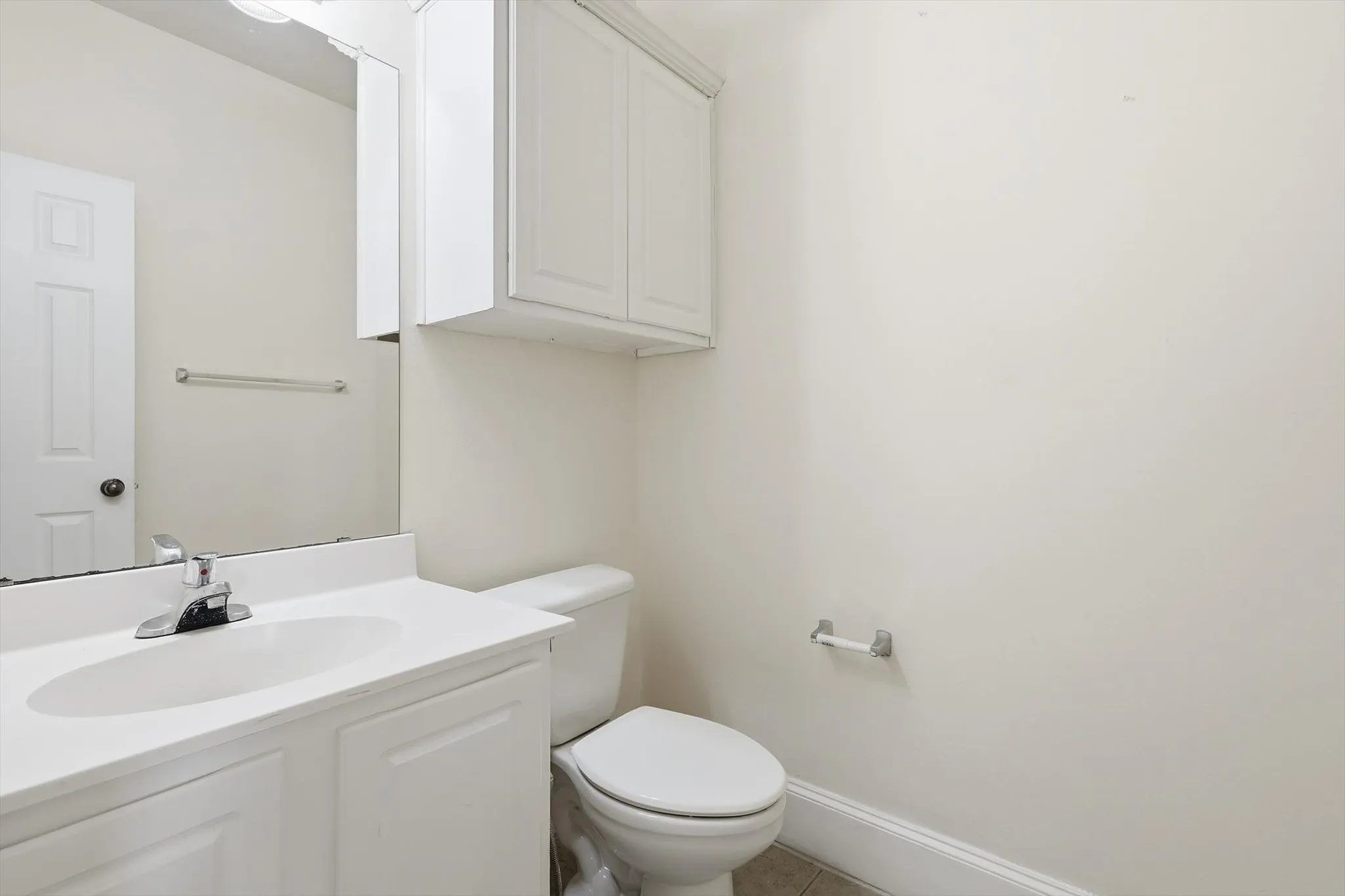 Townhouse For Sale in Dallas County , 908 Plaza Lane, Richardson, Texas 75080, 3 Bedrooms, 3 Bathrooms, 2 Garage spaces, 1,618 Sqft, built in 2004, Preowned, Price $299,900, mls#21159283, Real Estate Agent in Richardson, Homes For Sale in Dallas county, Homes For Sale in Richardson, Realtor in Richardson Texas, Real Estate Brokerage Independent Realty Texas, Luminita Cordes Realtor
