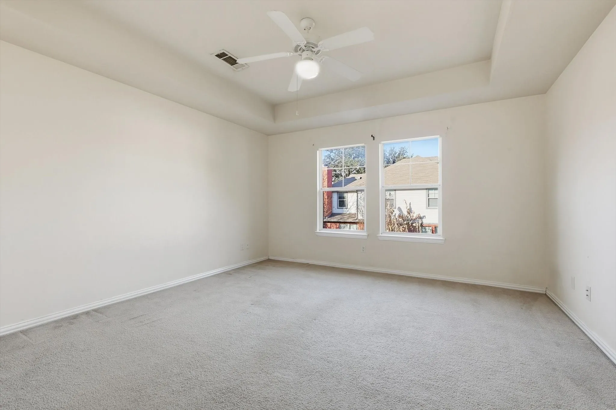 Townhouse For Sale in Dallas County , 908 Plaza Lane, Richardson, Texas 75080, 3 Bedrooms, 3 Bathrooms, 2 Garage spaces, 1,618 Sqft, built in 2004, Preowned, Price $299,900, mls#21159283, Real Estate Agent in Richardson, Homes For Sale in Dallas county, Homes For Sale in Richardson, Realtor in Richardson Texas, Real Estate Brokerage Independent Realty Texas, Luminita Cordes Realtor