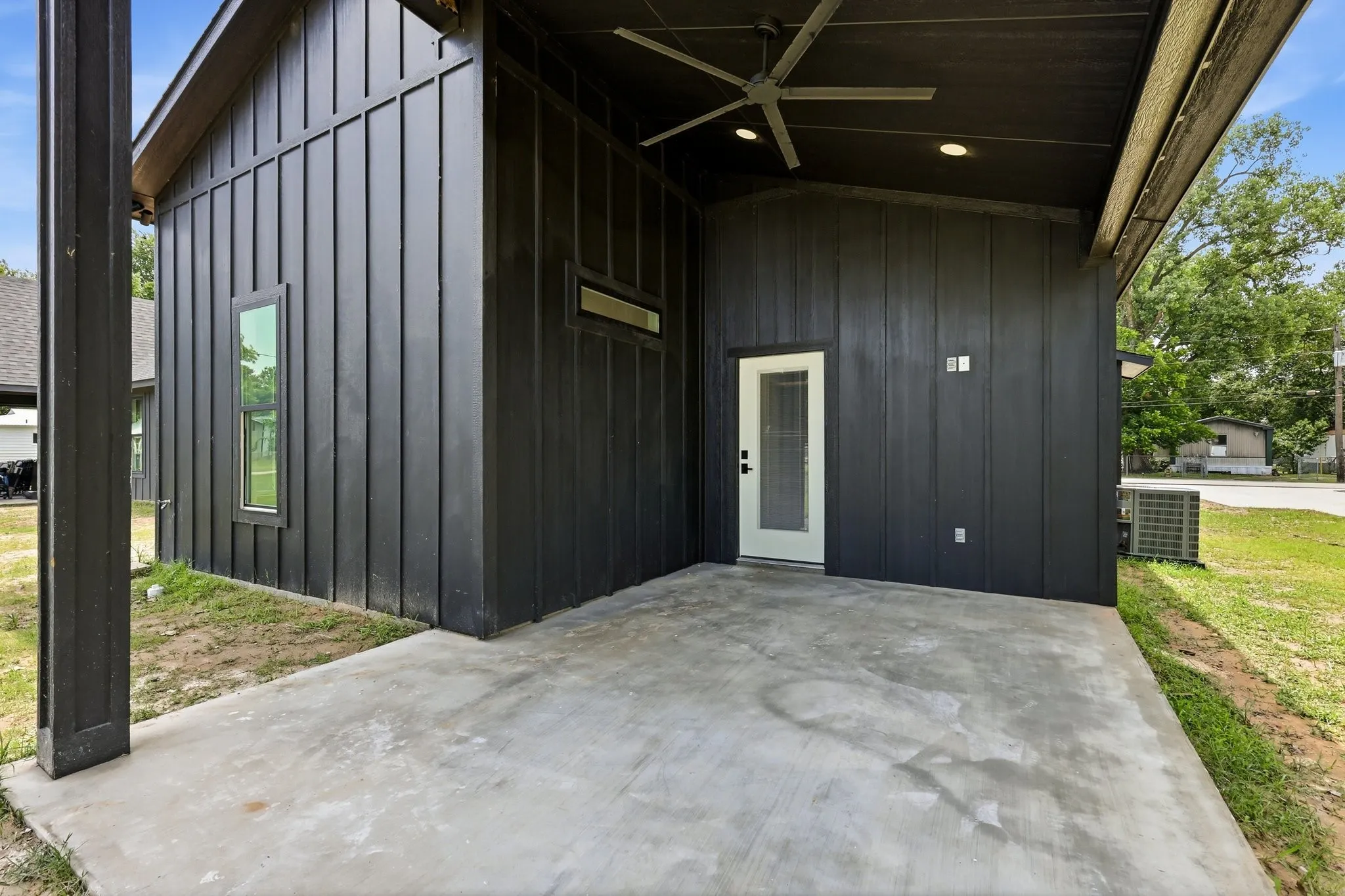 Single Family Residence For Sale in Wise County , 314 W Cobb Street, Bridgeport, Texas 76426, 3 Bedrooms, 2 Bathrooms, Garage spaces, 1,490 Sqft, built in 2026, New Construction - Incomplete, Price $284,000, mls#21167914, Real Estate Agent in Bridgeport, Homes For Sale in Wise county, Homes For Sale in Bridgeport, Realtor in Bridgeport Texas, Real Estate Brokerage Independent Realty Texas, Luminita Cordes Realtor