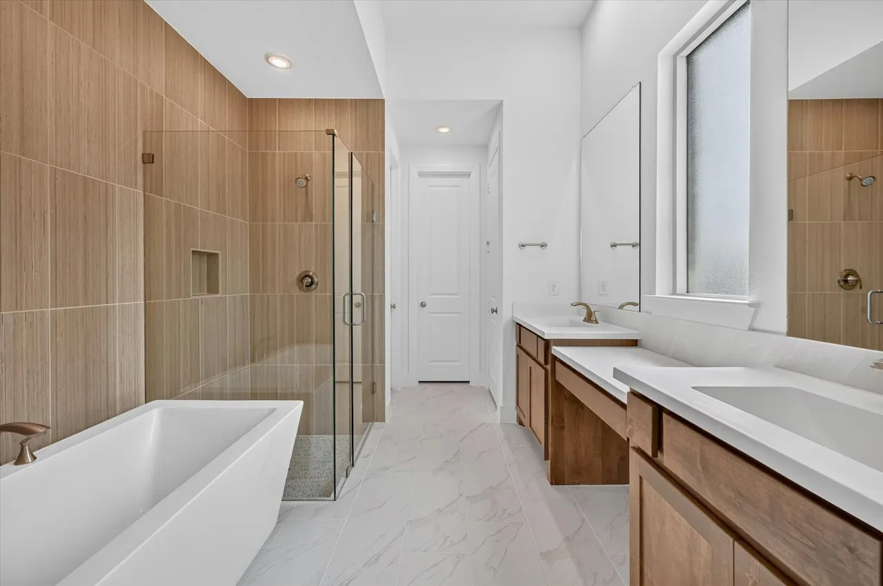 Single Family Residence For Sale in Denton County , 9824 Oak Glade Drive, Denton, Texas 76207, 4 Bedroom, 3 Bathroom, 2 Garage spaces, 2,263 Sqft, built in 2026, New Construction - Incomplete, mls#21167706, Real Estate Agent in Denton, Homes For Sale in Denton county, Homes For Sale in Denton, Realtor in Denton Texas, Real Estate Brokerage Independent Realty Texas, Luminita Cordes Realtor