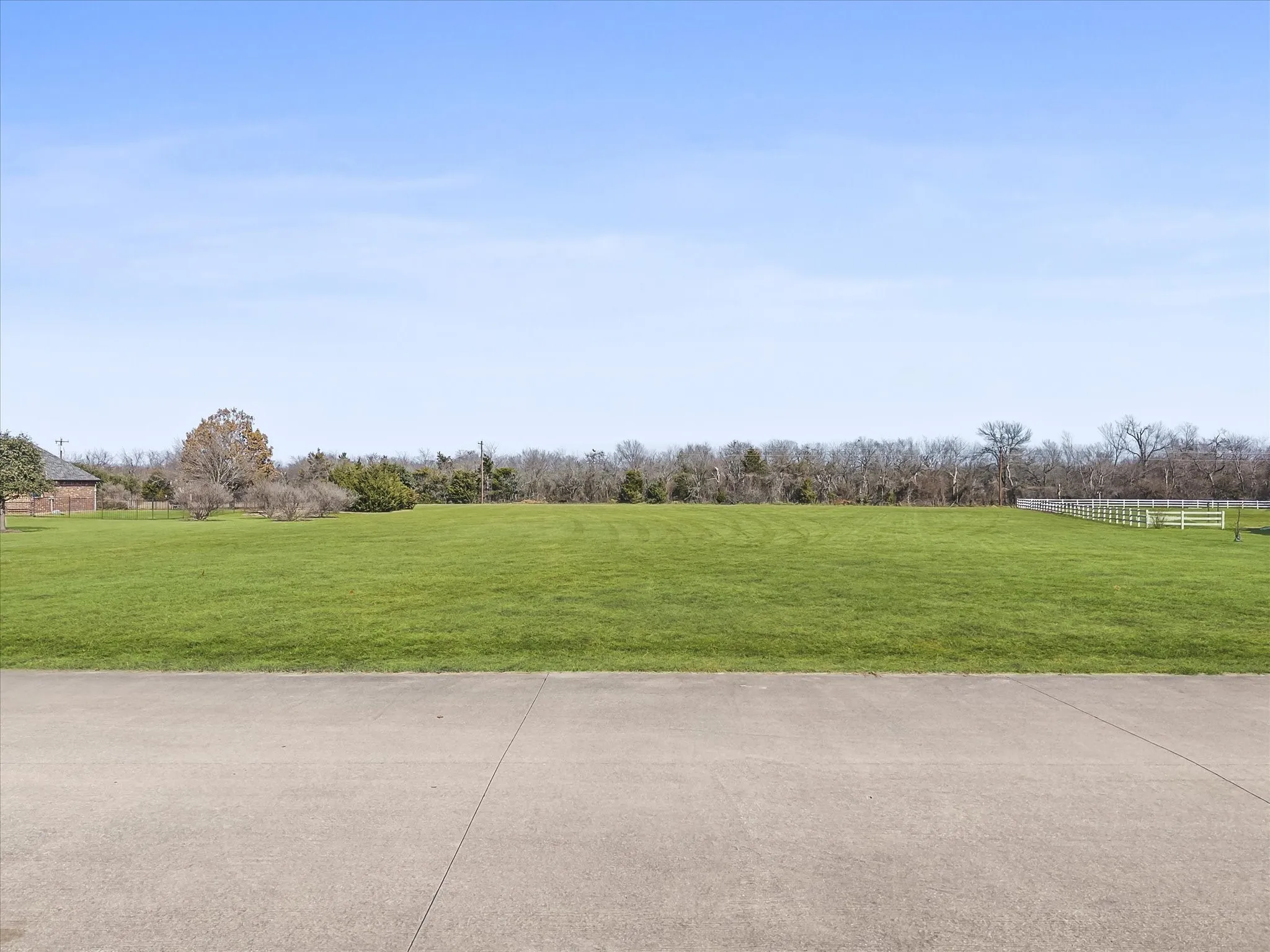 View of yard featuring a rural view