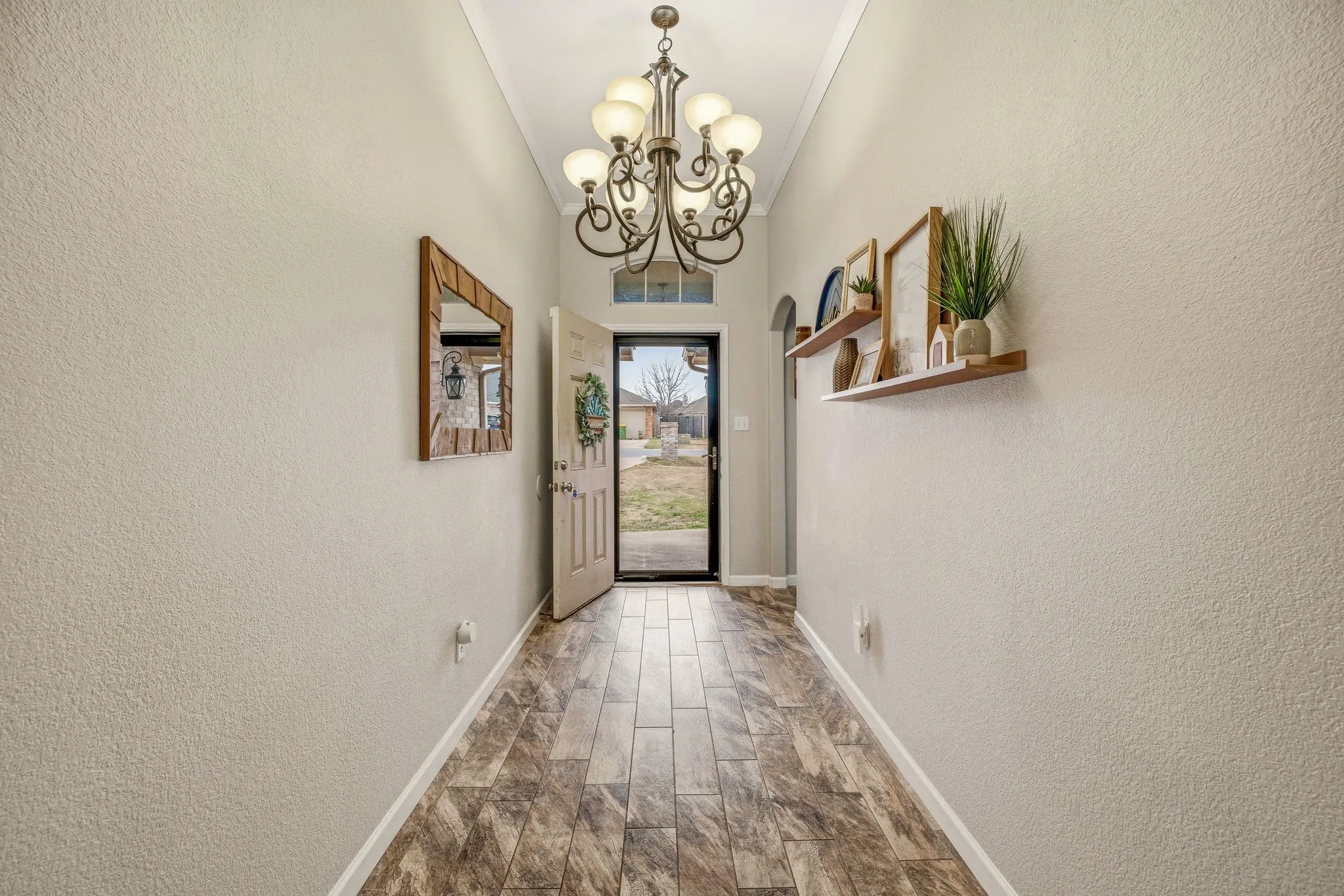 Single Family Residence For Sale in Hood County , 3005 Stroll Drive, Granbury, Texas 76049, 4 Bedroom, 2 Bathroom, 2 Garage spaces, 1,806 Sqft, built in 2005, mls#21166003, Real Estate Agent in Granbury, Homes For Sale in Hood county, Homes For Sale in Granbury, Realtor in Granbury Texas, Real Estate Brokerage Independent Realty Texas, Luminita Cordes Realtor