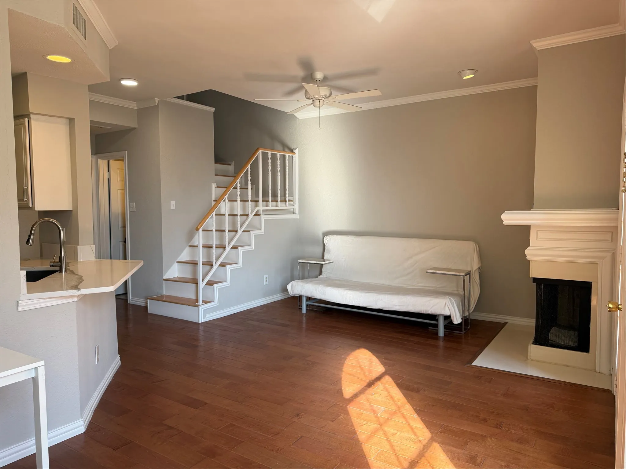 Condominium For Sale in Dallas County , 5325 Bent Tree Forest Drive 2230, Dallas, Texas 75248, 1 Bedroom, 2 Bathrooms, Garage spaces, 1,028 Sqft, built in 1983, Preowned, Price $159,900, mls#21167264, Real Estate Agent in Dallas, Homes For Sale in Dallas county, Homes For Sale in Dallas, Realtor in Dallas Texas, Real Estate Brokerage Independent Realty Texas, Luminita Cordes Realtor