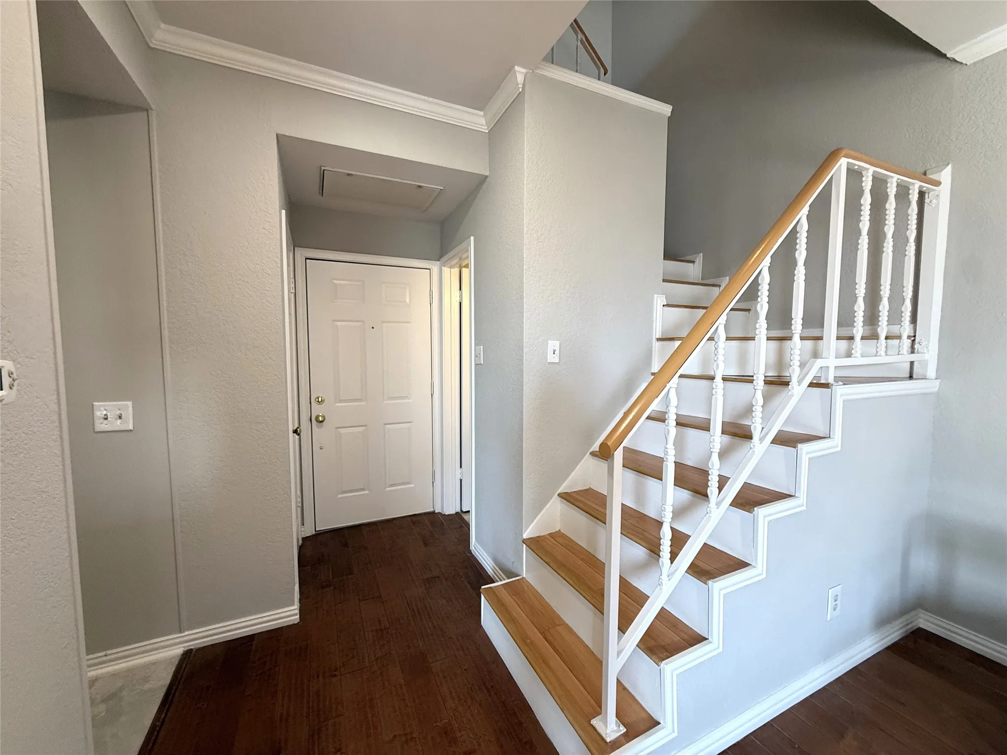 Condominium For Sale in Dallas County , 5325 Bent Tree Forest Drive 2230, Dallas, Texas 75248, 1 Bedroom, 2 Bathrooms, Garage spaces, 1,028 Sqft, built in 1983, Preowned, Price $159,900, mls#21167264, Real Estate Agent in Dallas, Homes For Sale in Dallas county, Homes For Sale in Dallas, Realtor in Dallas Texas, Real Estate Brokerage Independent Realty Texas, Luminita Cordes Realtor