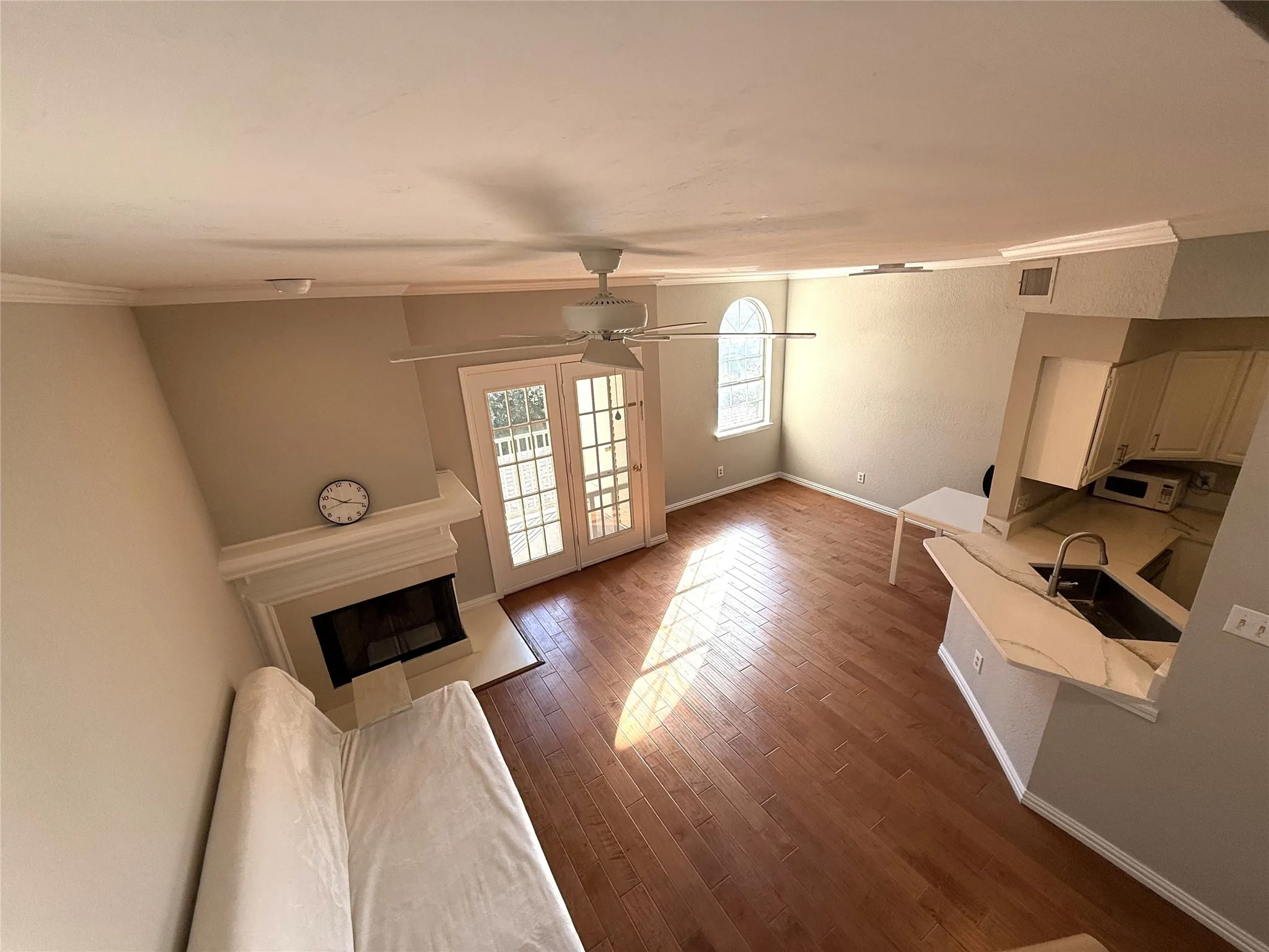 Condominium For Sale in Dallas County , 5325 Bent Tree Forest Drive 2230, Dallas, Texas 75248, 1 Bedroom, 2 Bathrooms, Garage spaces, 1,028 Sqft, built in 1983, Preowned, Price $159,900, mls#21167264, Real Estate Agent in Dallas, Homes For Sale in Dallas county, Homes For Sale in Dallas, Realtor in Dallas Texas, Real Estate Brokerage Independent Realty Texas, Luminita Cordes Realtor