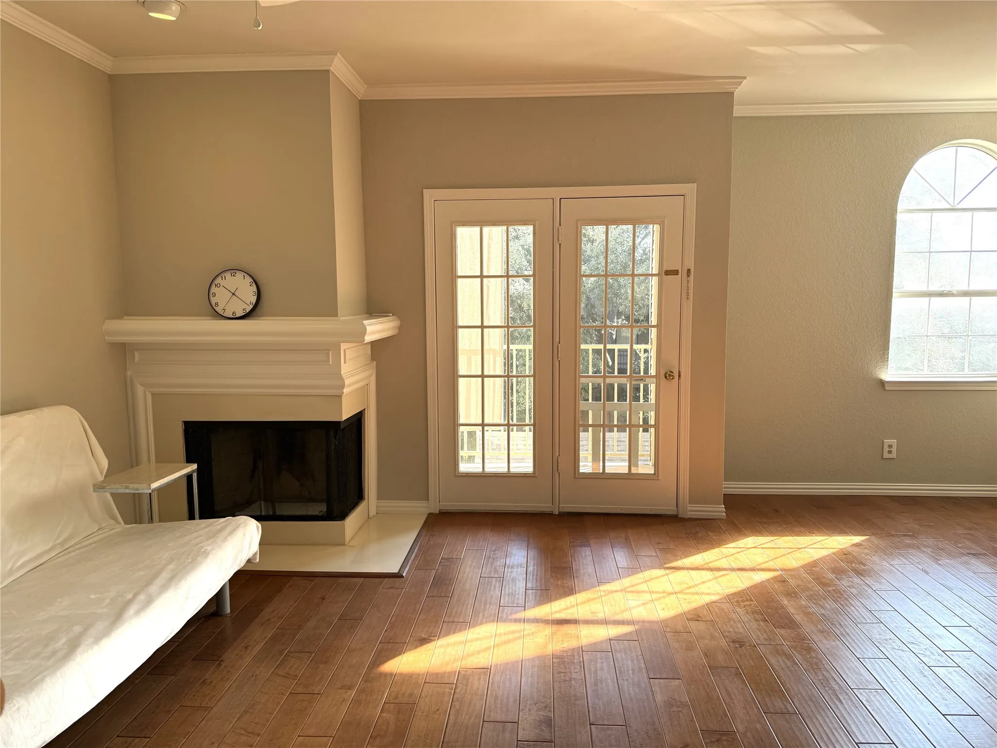 Condominium For Sale in Dallas County , 5325 Bent Tree Forest Drive 2230, Dallas, Texas 75248, 1 Bedroom, 2 Bathrooms, Garage spaces, 1,028 Sqft, built in 1983, Preowned, Price $159,900, mls#21167264, Real Estate Agent in Dallas, Homes For Sale in Dallas county, Homes For Sale in Dallas, Realtor in Dallas Texas, Real Estate Brokerage Independent Realty Texas, Luminita Cordes Realtor