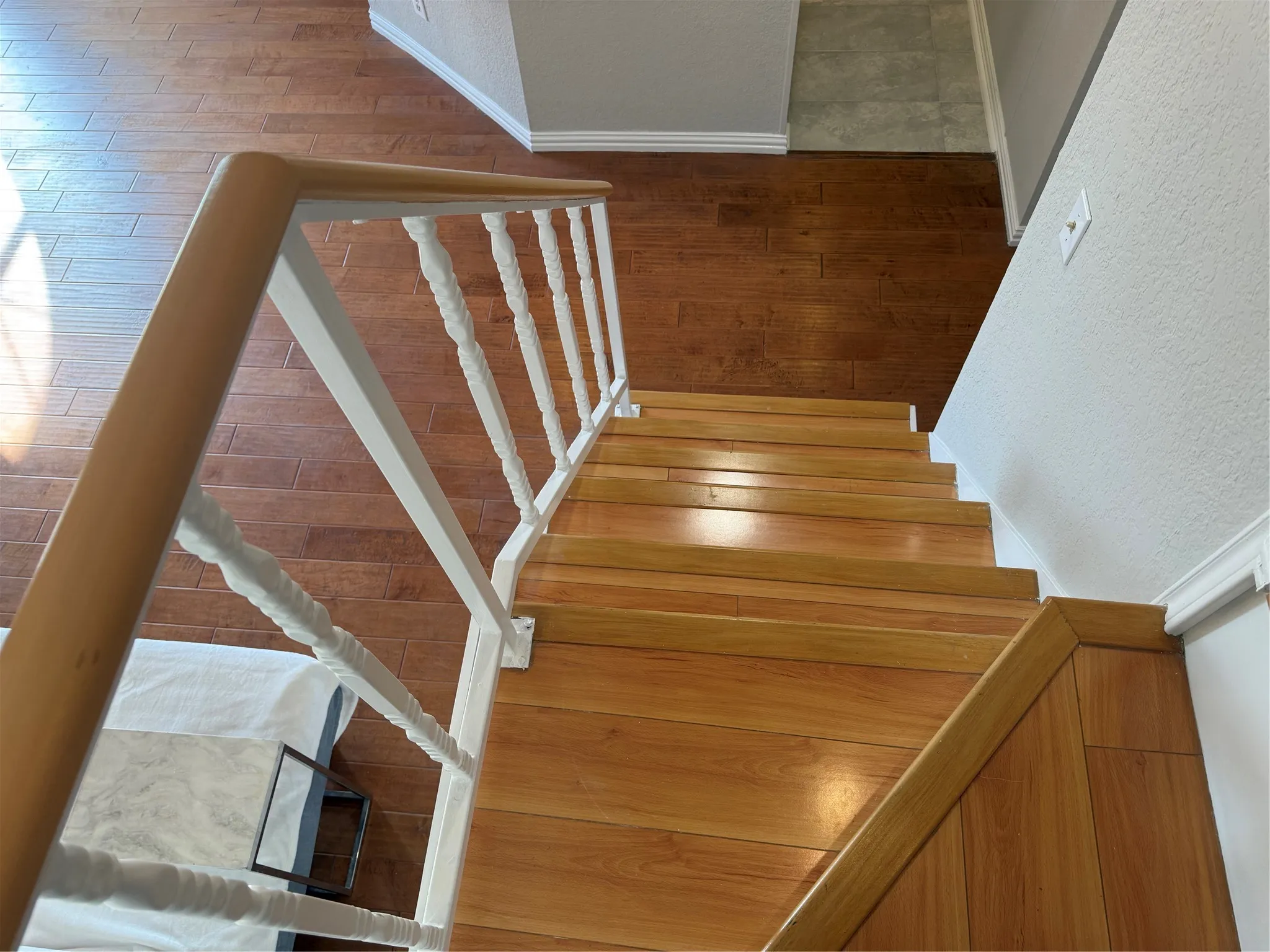 Condominium For Sale in Dallas County , 5325 Bent Tree Forest Drive 2230, Dallas, Texas 75248, 1 Bedroom, 2 Bathrooms, Garage spaces, 1,028 Sqft, built in 1983, Preowned, Price $159,900, mls#21167264, Real Estate Agent in Dallas, Homes For Sale in Dallas county, Homes For Sale in Dallas, Realtor in Dallas Texas, Real Estate Brokerage Independent Realty Texas, Luminita Cordes Realtor