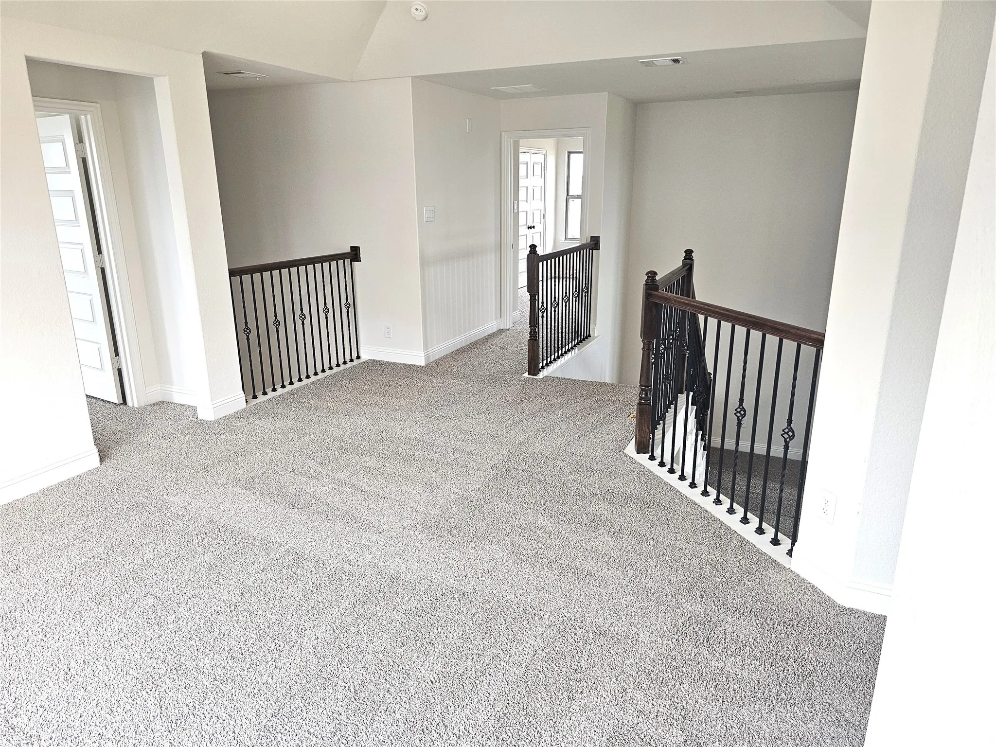Single Family Residence For Sale in Johnson County , 11704 Blackfoot Court, Godley, Texas 76044, 5 Bedroom, 4 Bathroom, 3 Garage spaces, 2,716 Sqft, built in 2026, New Construction - Incomplete, mls#21168628, Real Estate Agent in Godley, Homes For Sale in Johnson county, Homes For Sale in Godley, Realtor in Godley Texas, Real Estate Brokerage Independent Realty Texas, Luminita Cordes Realtor