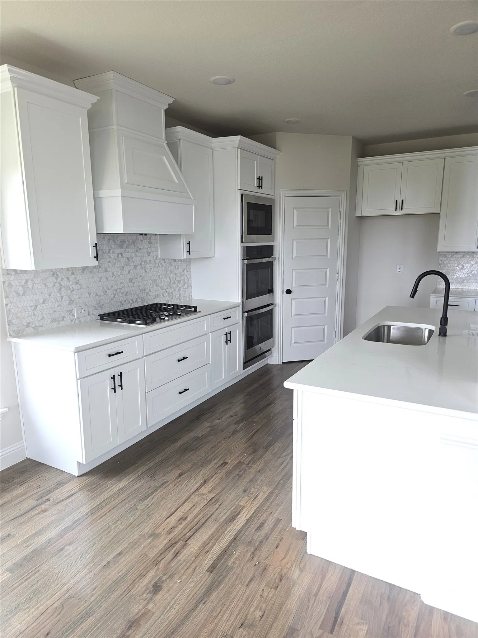 Single Family Residence For Sale in Johnson County , 11704 Blackfoot Court, Godley, Texas 76044, 5 Bedroom, 4 Bathroom, 3 Garage spaces, 2,716 Sqft, built in 2026, New Construction - Incomplete, mls#21168628, Real Estate Agent in Godley, Homes For Sale in Johnson county, Homes For Sale in Godley, Realtor in Godley Texas, Real Estate Brokerage Independent Realty Texas, Luminita Cordes Realtor