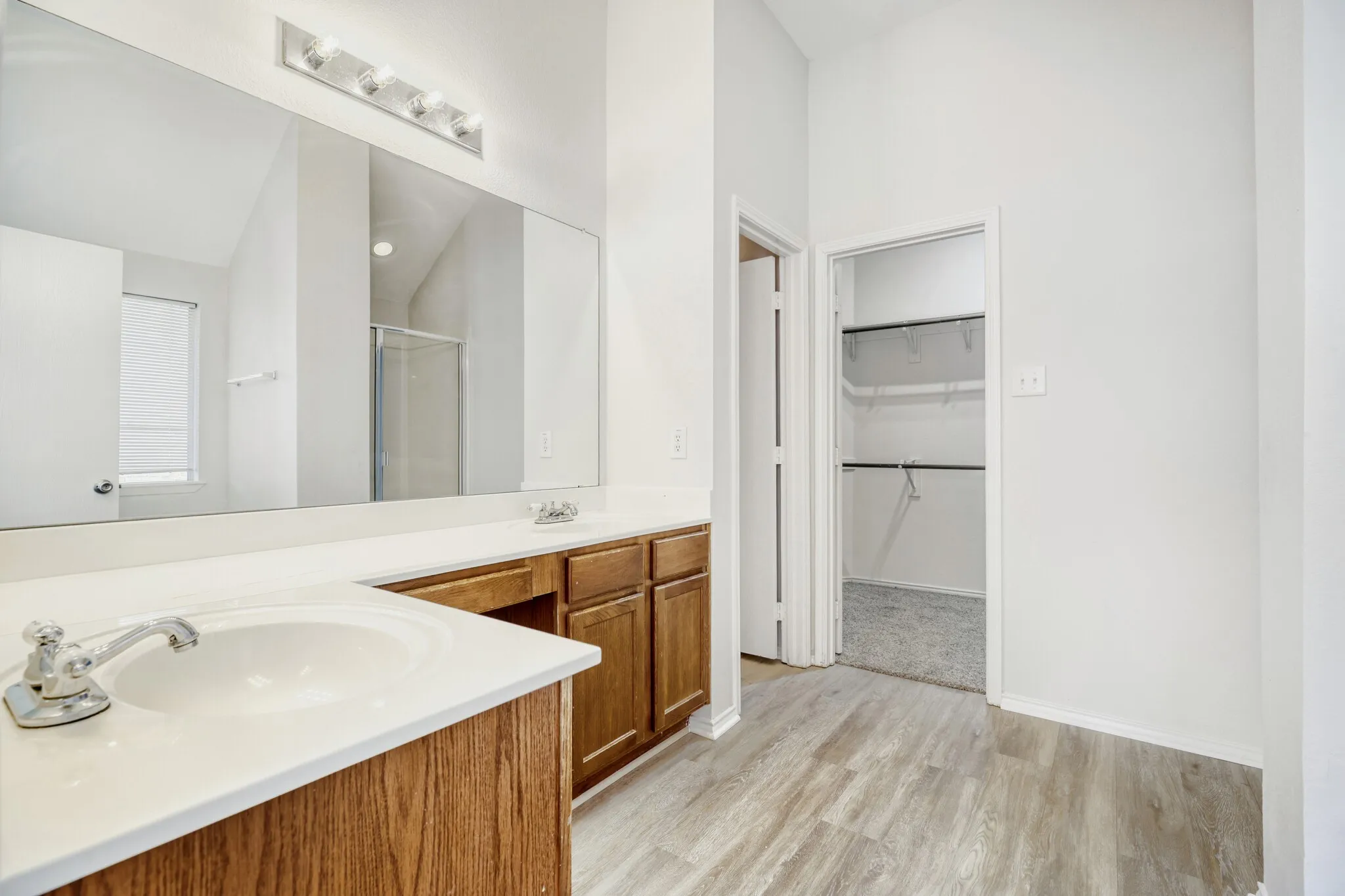 Single Family Residence For Sale in Collin County , 15835 Durango Drive, Frisco, Texas 75035, 3 Bedroom, 2 Bathroom, 2 Garage spaces, 2,013 Sqft, built in 2005, mls#21167066, Real Estate Agent in Frisco, Homes For Sale in Collin county, Homes For Sale in Frisco, Realtor in Frisco Texas, Real Estate Brokerage Independent Realty Texas, Luminita Cordes Realtor