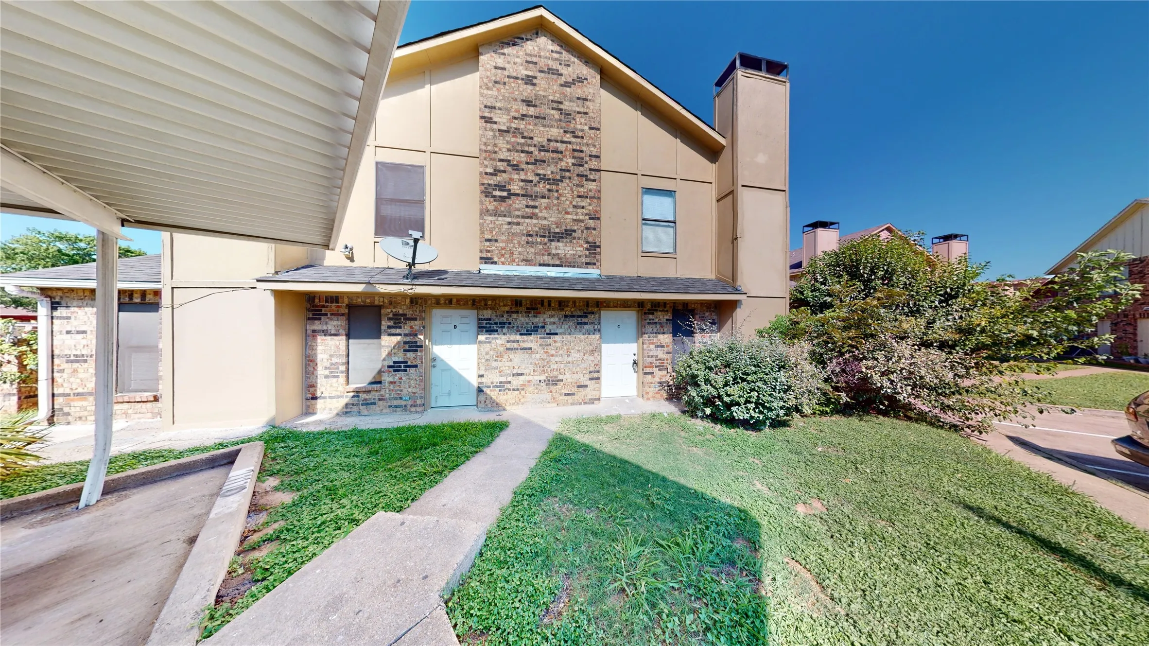Quadruplex For Sale in Dallas County , 2117 W Walnut Street A, B, C, D, Garland, Texas 75042, 8 Bedrooms, 8 Bathrooms, Garage spaces, 0 Sqft, built in 1984, Preowned, Price $699,990, mls#21153435, Real Estate Agent in Garland, Homes For Sale in Dallas county, Homes For Sale in Garland, Realtor in Garland Texas, Real Estate Brokerage Independent Realty Texas, Luminita Cordes Realtor