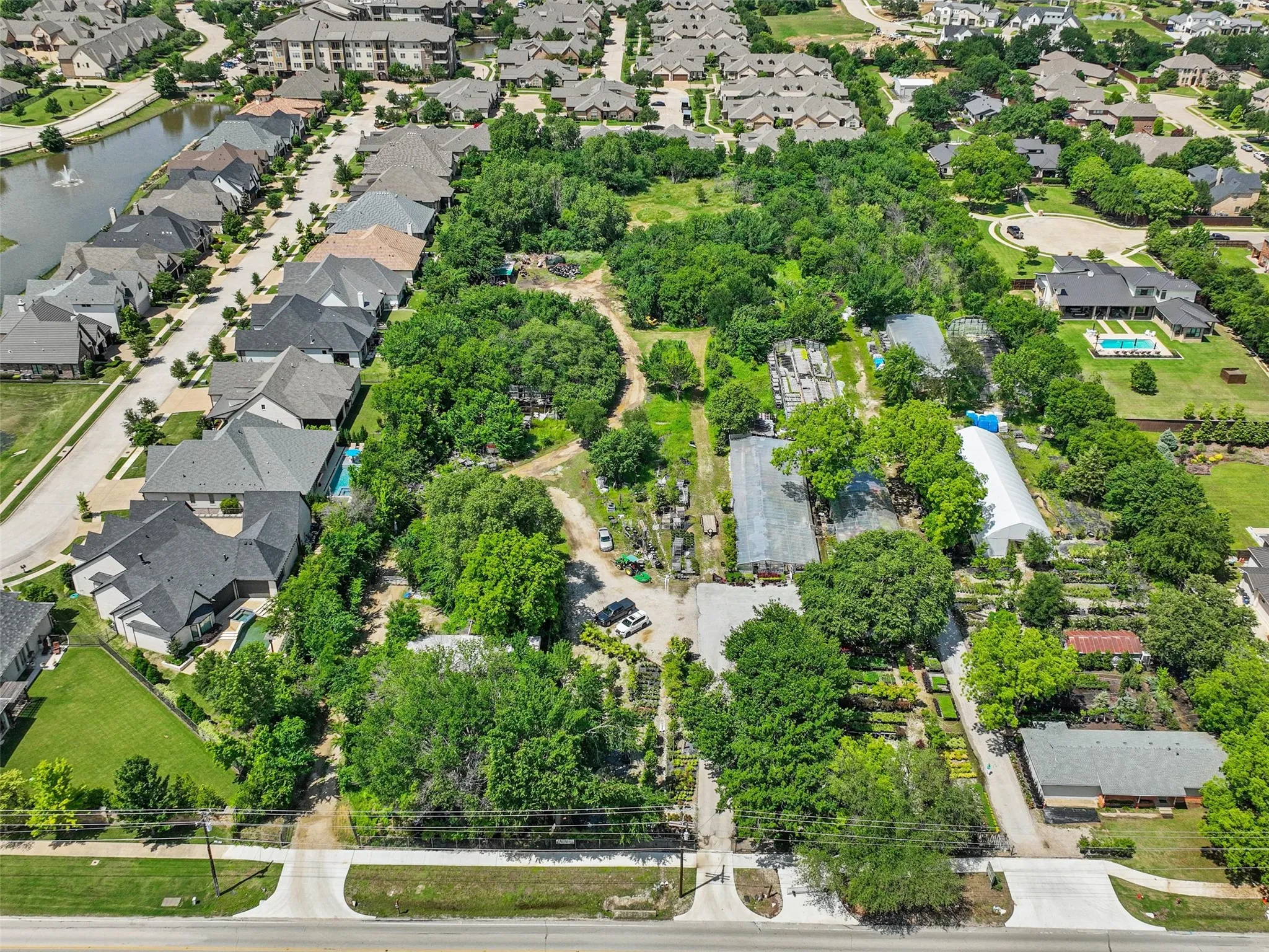 Single Family Residence For Sale in Tarrant County , 2499 Union Church Road, Southlake, Texas 76092, 3 Bedrooms, 1 Bathroom, Garage spaces, 1,056 Sqft, built in 1960, Price $5,600,000, mls#21168705, Real Estate Agent in Southlake, Homes For Sale in Tarrant county, Homes For Sale in Southlake, Realtor in Southlake Texas, Real Estate Brokerage Independent Realty Texas, Luminita Cordes Realtor