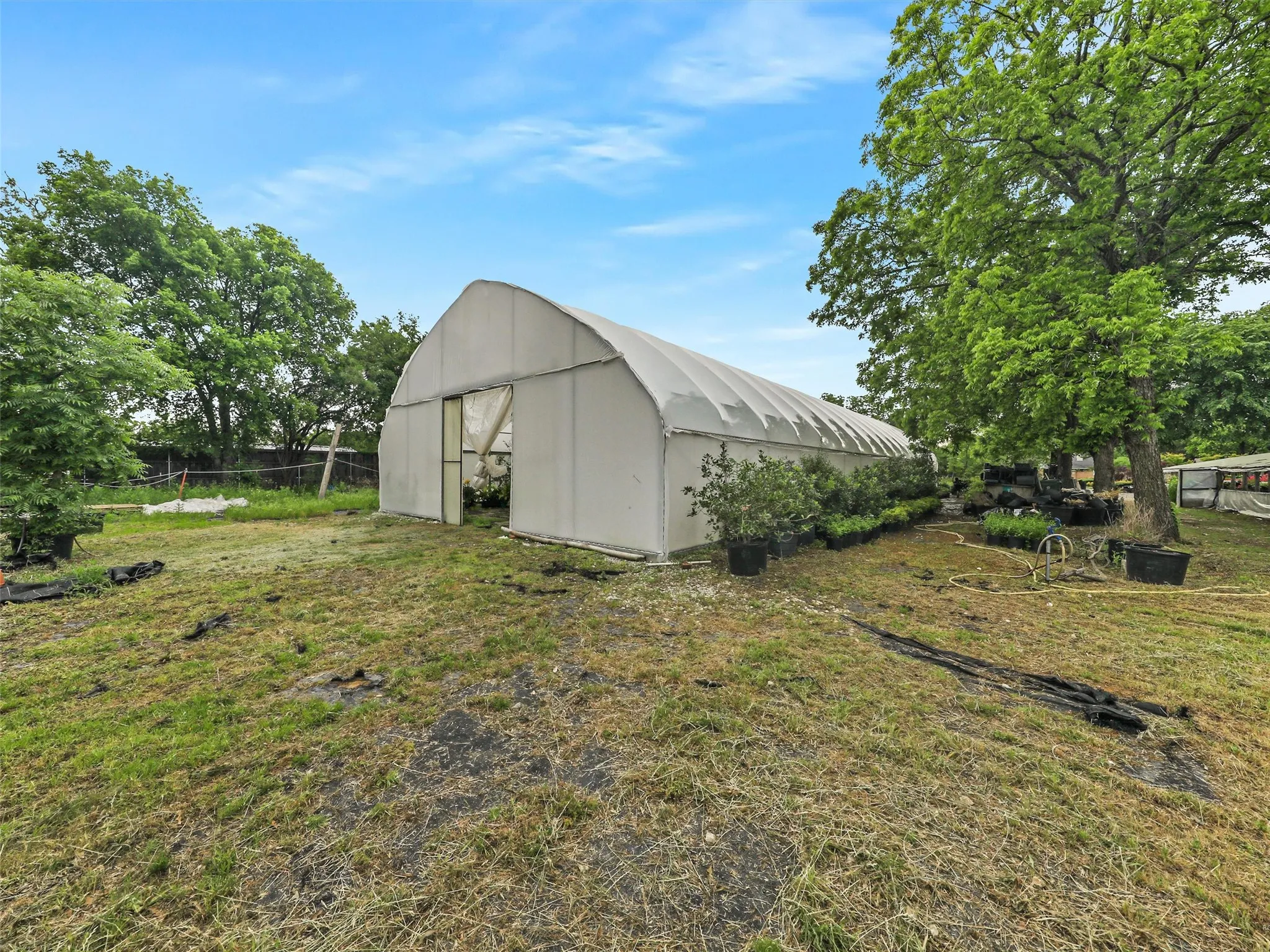 Single Family Residence For Sale in Tarrant County , 2499 Union Church Road, Southlake, Texas 76092, 3 Bedrooms, 1 Bathroom, Garage spaces, 1,056 Sqft, built in 1960, Price $5,600,000, mls#21168705, Real Estate Agent in Southlake, Homes For Sale in Tarrant county, Homes For Sale in Southlake, Realtor in Southlake Texas, Real Estate Brokerage Independent Realty Texas, Luminita Cordes Realtor