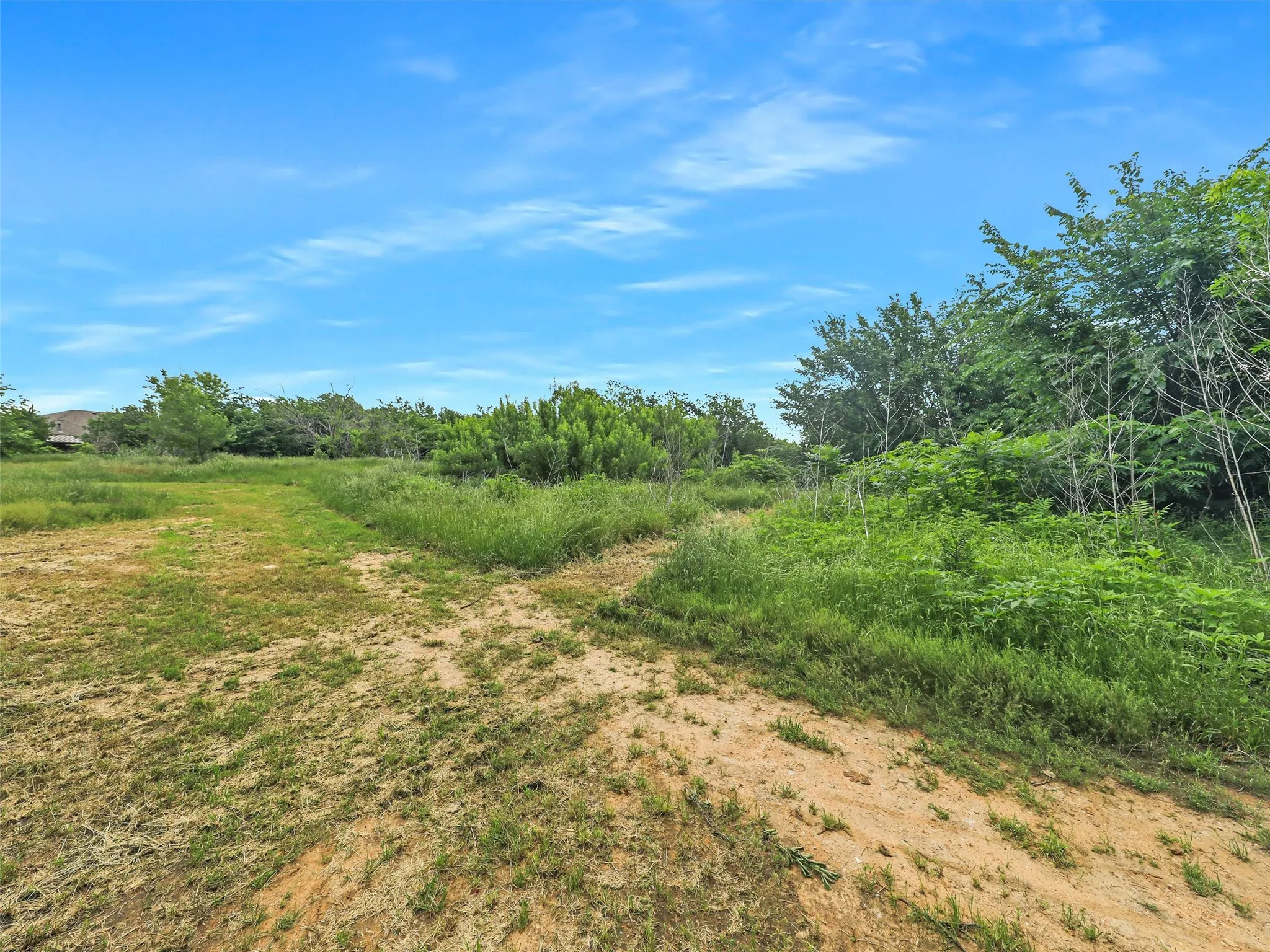Single Family Residence For Sale in Tarrant County , 2499 Union Church Road, Southlake, Texas 76092, 3 Bedrooms, 1 Bathroom, Garage spaces, 1,056 Sqft, built in 1960, Price $5,600,000, mls#21168705, Real Estate Agent in Southlake, Homes For Sale in Tarrant county, Homes For Sale in Southlake, Realtor in Southlake Texas, Real Estate Brokerage Independent Realty Texas, Luminita Cordes Realtor