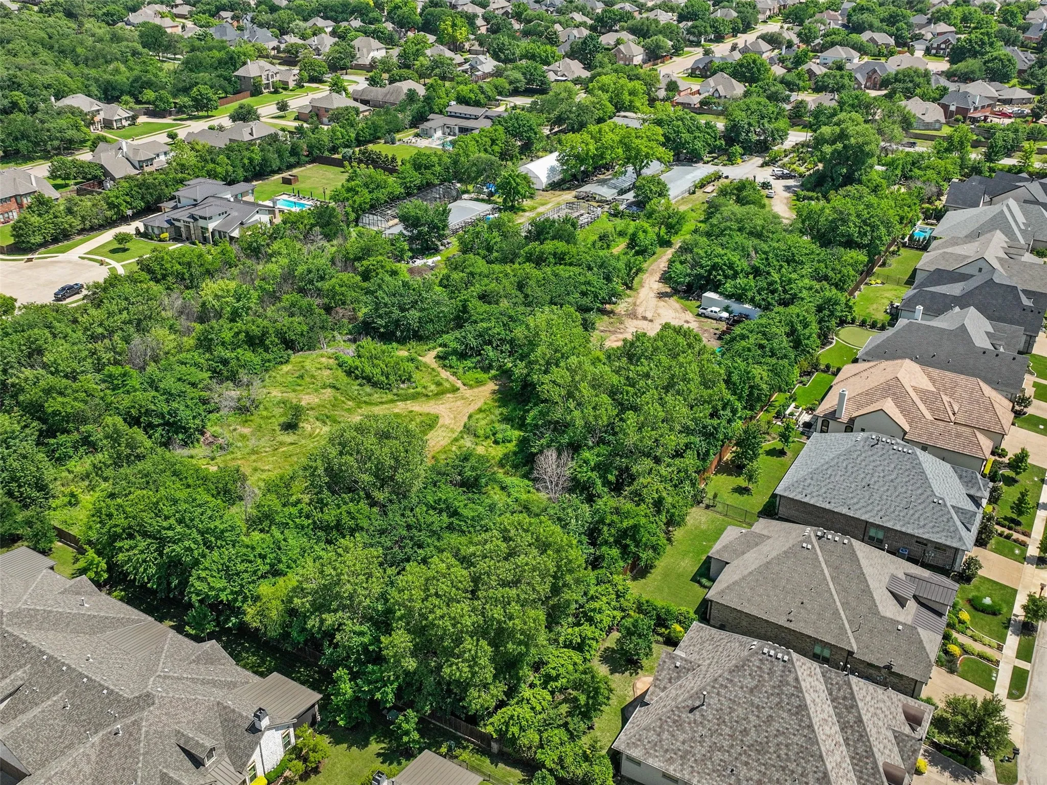 Single Family Residence For Sale in Tarrant County , 2499 Union Church Road, Southlake, Texas 76092, 3 Bedrooms, 1 Bathroom, Garage spaces, 1,056 Sqft, built in 1960, Price $5,600,000, mls#21168705, Real Estate Agent in Southlake, Homes For Sale in Tarrant county, Homes For Sale in Southlake, Realtor in Southlake Texas, Real Estate Brokerage Independent Realty Texas, Luminita Cordes Realtor