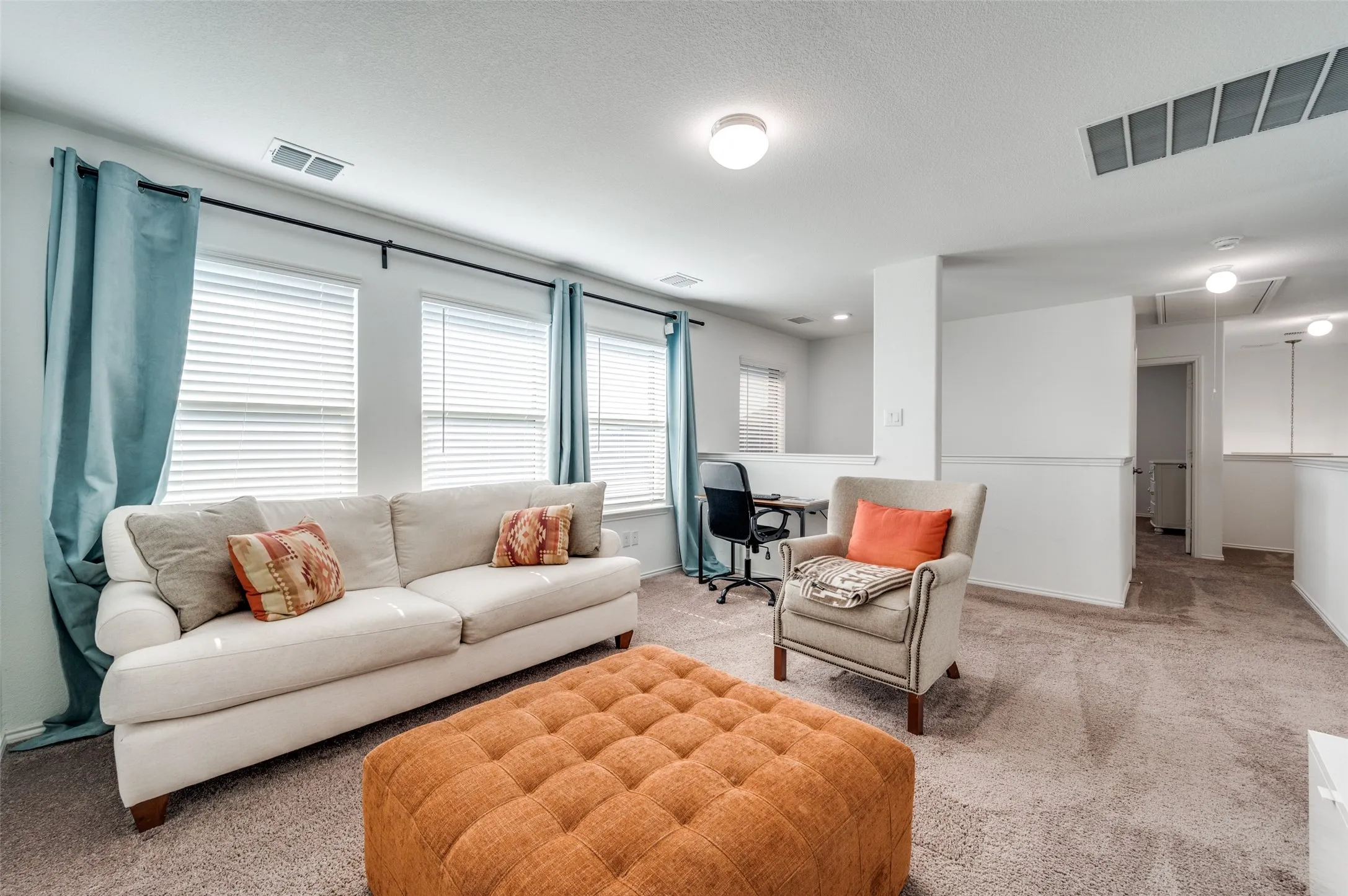 Single Family Residence For Rent in Denton County , 2328 Brightstone Drive, Little Elm, Texas 76227, 4 Bedroom, 3 Bathroom, 2 Garage spaces, 2,216 Sqft, built in 2021, mls#21168746, Real Estate Agent in Little Elm, Homes For Rent in Denton county, Homes For Rent in Little Elm, Realtor in Little Elm Texas, Real Estate Brokerage Independent Realty Texas, Luminita Cordes Realtor