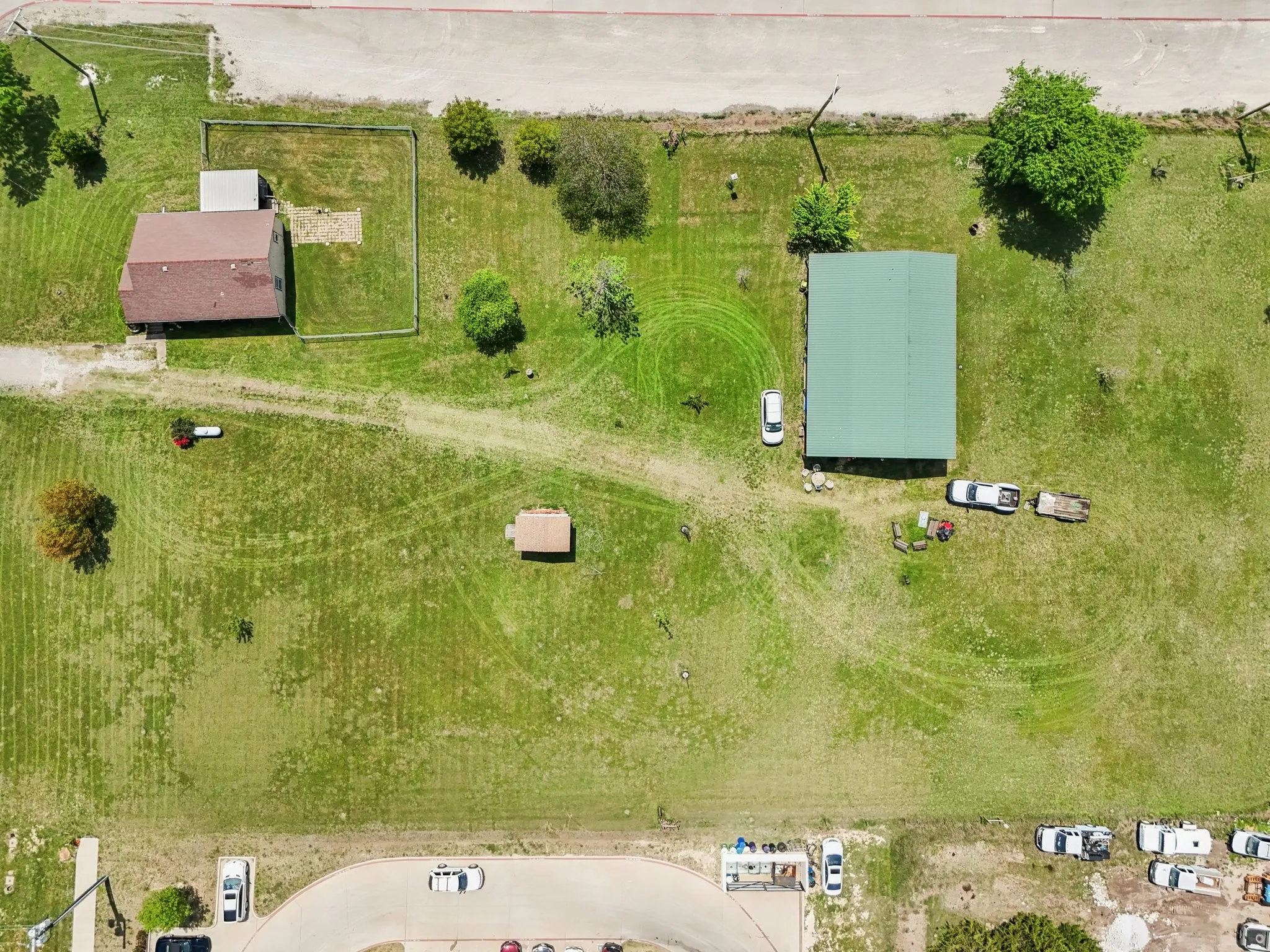 Single Family Residence For Sale in Collin County , 2011 Miller Road, Melissa, Texas 75454, 2 Bedrooms, 1 Bathroom, 3 Garage spaces, 1,155 Sqft, built in 1965, Preowned, Price $1,125,000, mls#21169211, Real Estate Agent in Melissa, Homes For Sale in Collin county, Homes For Sale in Melissa, Realtor in Melissa Texas, Real Estate Brokerage Independent Realty Texas, Luminita Cordes Realtor