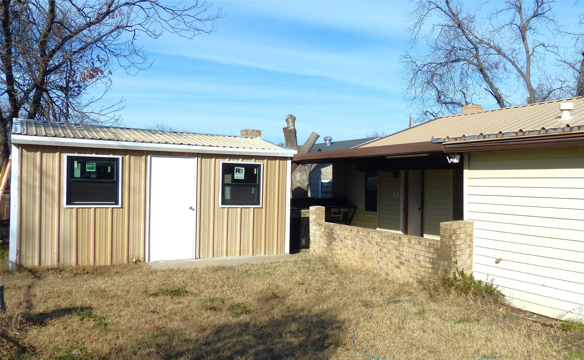 Single Family Residence For Sale in Mc Culloch County , 1922 S Pine, Brady, Texas 76825, 3 Bedroom, 2 Bathroom, Garage spaces, 1,776 Sqft, built in 1965, Price $245,000, mls#21169233, Real Estate Agent in Brady, Homes For Sale in Mc Culloch county, Homes For Sale in Brady, Realtor in Brady Texas, Real Estate Brokerage Independent Realty Texas, Luminita Cordes Realtor