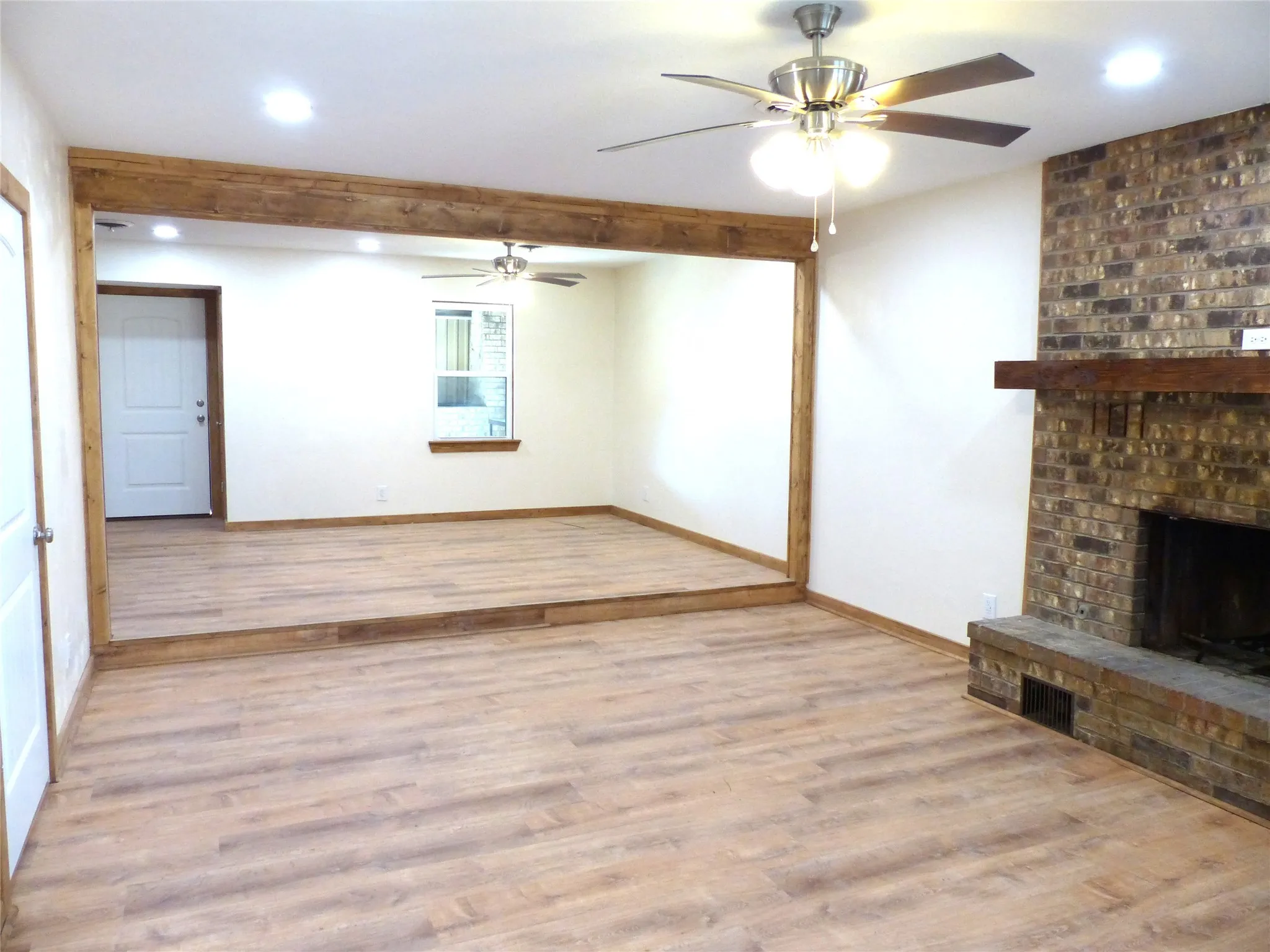 Single Family Residence For Sale in Mc Culloch County , 1922 S Pine, Brady, Texas 76825, 3 Bedroom, 2 Bathroom, Garage spaces, 1,776 Sqft, built in 1965, Price $245,000, mls#21169233, Real Estate Agent in Brady, Homes For Sale in Mc Culloch county, Homes For Sale in Brady, Realtor in Brady Texas, Real Estate Brokerage Independent Realty Texas, Luminita Cordes Realtor