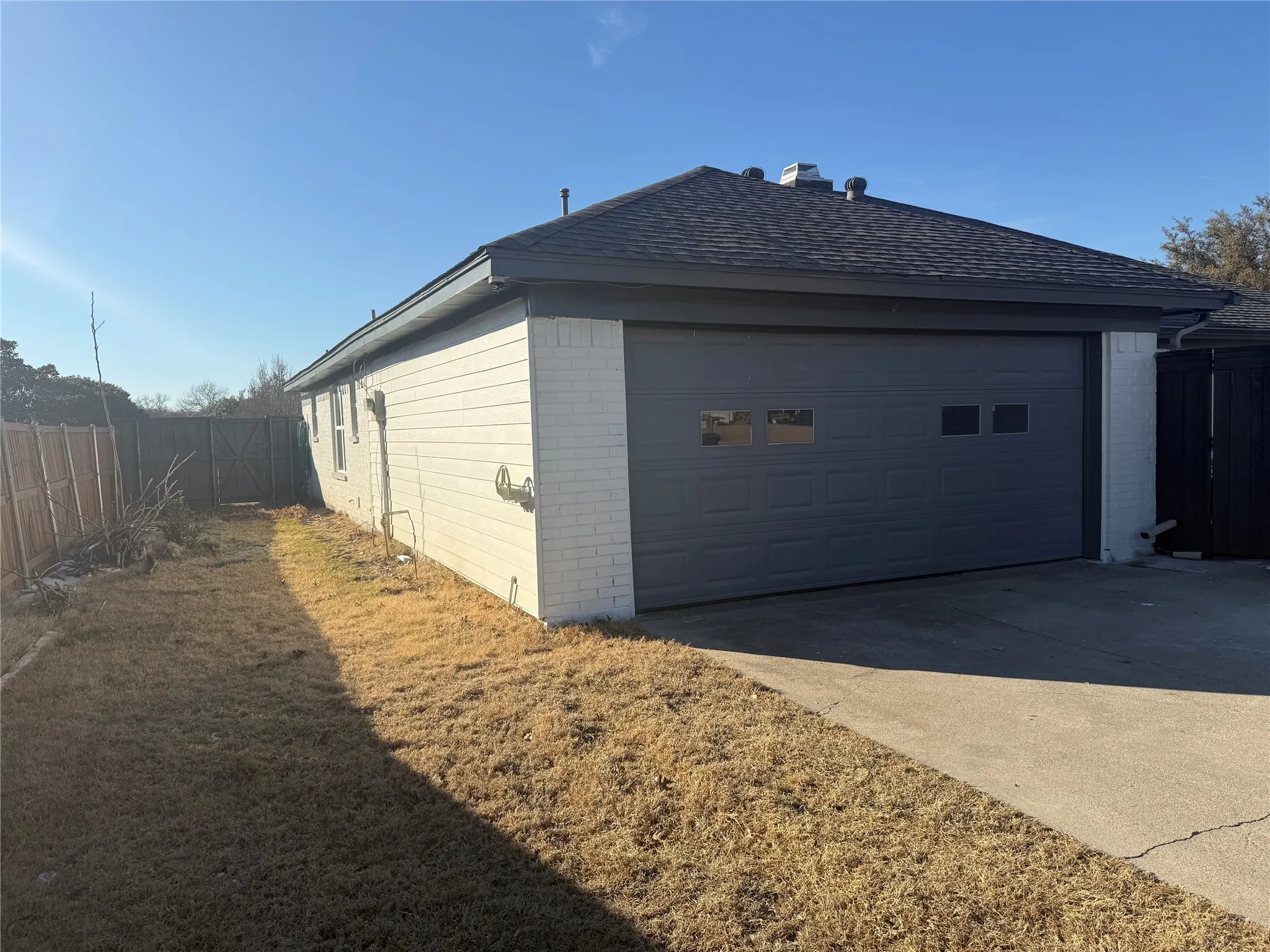 Single Family Residence For Sale in Collin County , 3940 Hatherly Drive, Plano, Texas 75023, 3 Bedrooms, 2 Bathrooms, 2 Garage spaces, 2,130 Sqft, built in 1981, Price $535,000, mls#21169245, Real Estate Agent in Plano, Homes For Sale in Collin county, Homes For Sale in Plano, Realtor in Plano Texas, Real Estate Brokerage Independent Realty Texas, Luminita Cordes Realtor