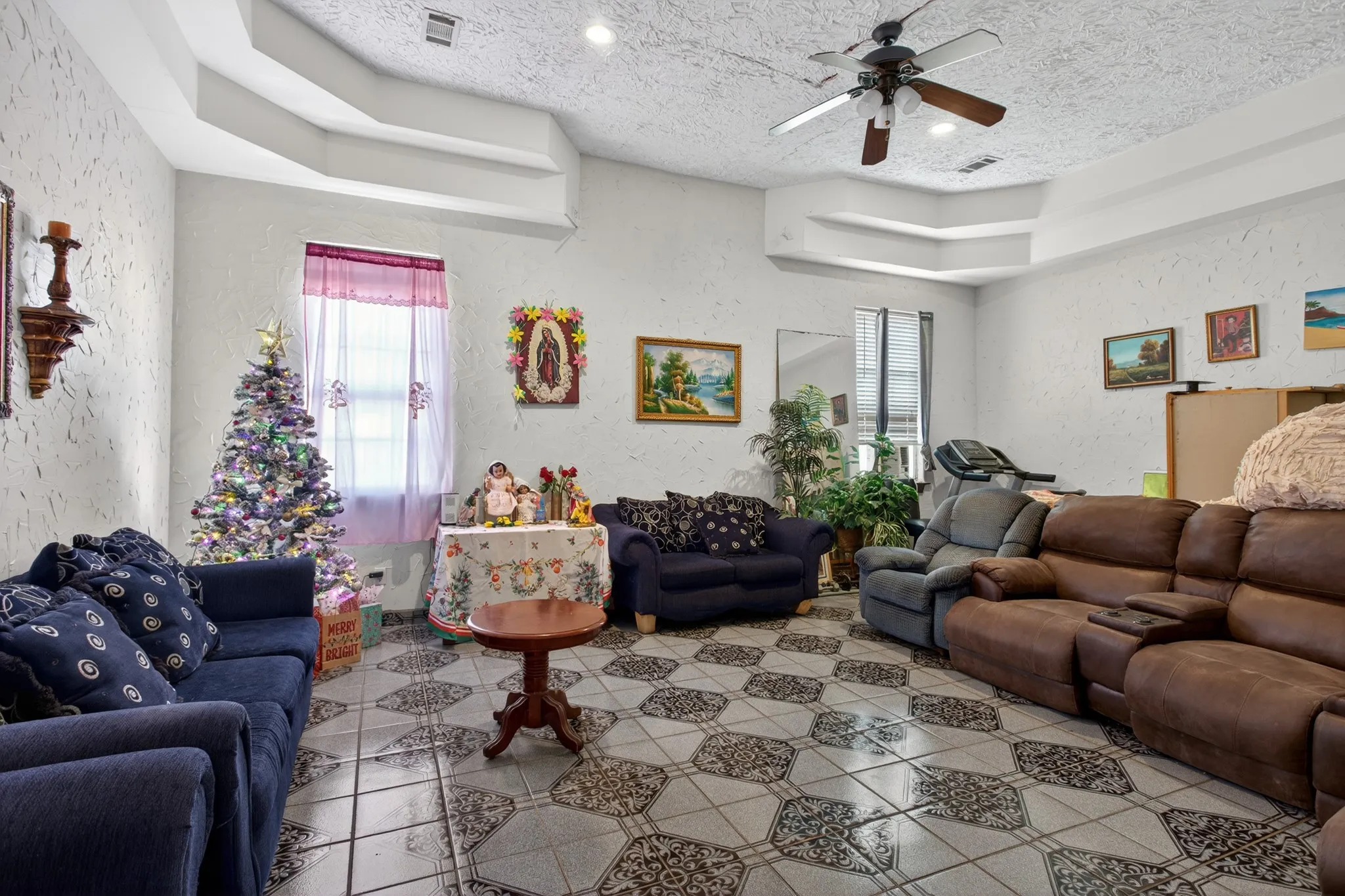 Single Family Residence For Sale in Denton County , 10569 Range Road, Justin, Texas 76247, 4 Bedroom, 3 Bathroom, Garage spaces, 2,444 Sqft, built in 1975, Preowned, mls#21134596, Real Estate Agent in Justin, Homes For Sale in Denton county, Homes For Sale in Justin, Realtor in Justin Texas, Real Estate Brokerage Independent Realty Texas, Luminita Cordes Realtor