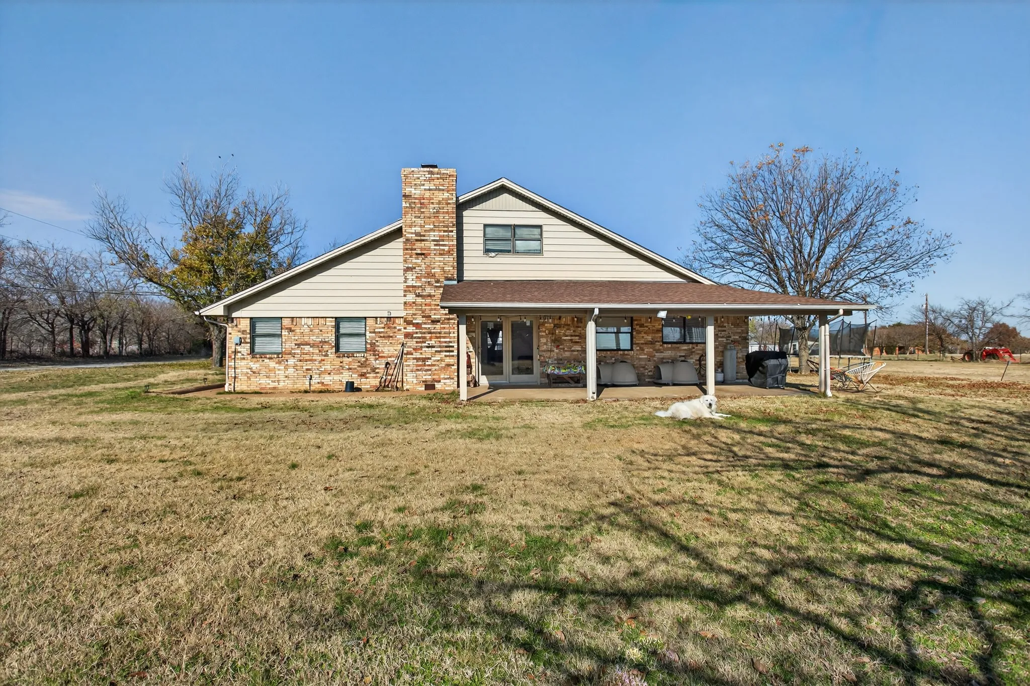 Single Family Residence For Sale in Denton County , 10569 Range Road, Justin, Texas 76247, 4 Bedroom, 3 Bathroom, Garage spaces, 2,444 Sqft, built in 1975, Preowned, mls#21134596, Real Estate Agent in Justin, Homes For Sale in Denton county, Homes For Sale in Justin, Realtor in Justin Texas, Real Estate Brokerage Independent Realty Texas, Luminita Cordes Realtor