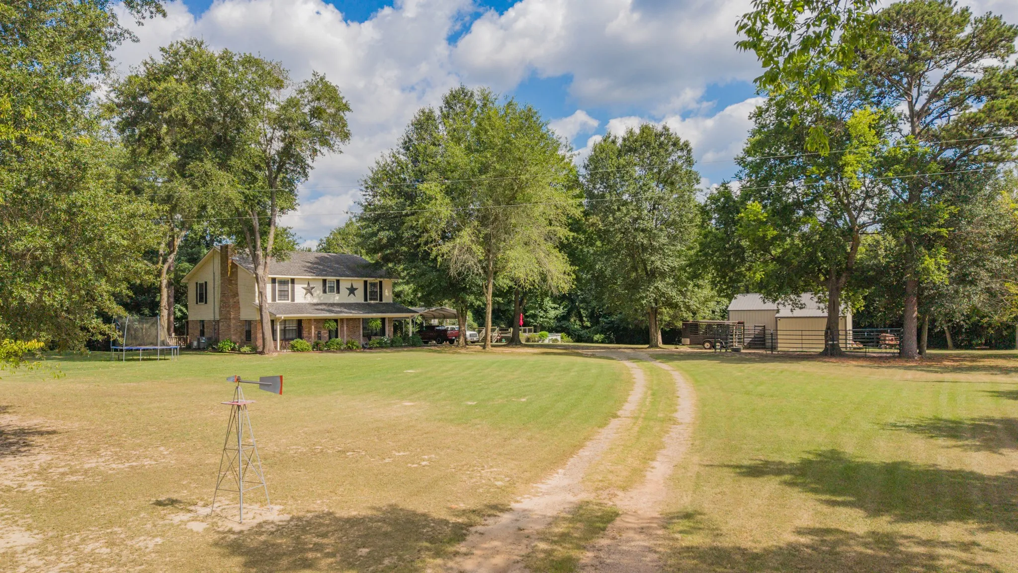 Single Family Residence For Sale in Franklin (TX) County , 180 SE CR 4426, Scroggins, Texas 75480, 4 Bedroom, 3 Bathroom, Garage spaces, 2,730 Sqft, built in 1992, Preowned, mls#21169291, Real Estate Agent in Scroggins, Homes For Sale in Franklin (TX) county, Homes For Sale in Scroggins, Realtor in Scroggins Texas, Real Estate Brokerage Independent Realty Texas, Luminita Cordes Realtor