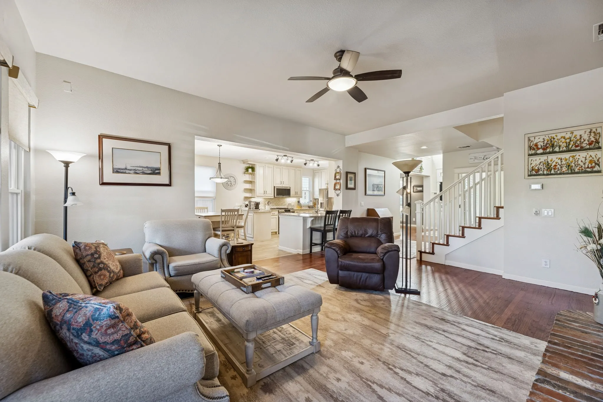 Single Family Residence For Sale in Collin County , 1924 Victoria Circle, Mc Kinney, Texas 75072, 5 Bedroom, 3 Bathroom, 2 Garage spaces, 2,808 Sqft, built in 2002, Preowned, mls#21168732, Real Estate Agent in Mc Kinney, Homes For Sale in Collin county, Homes For Sale in Mc Kinney, Realtor in Mc Kinney Texas, Real Estate Brokerage Independent Realty Texas, Luminita Cordes Realtor